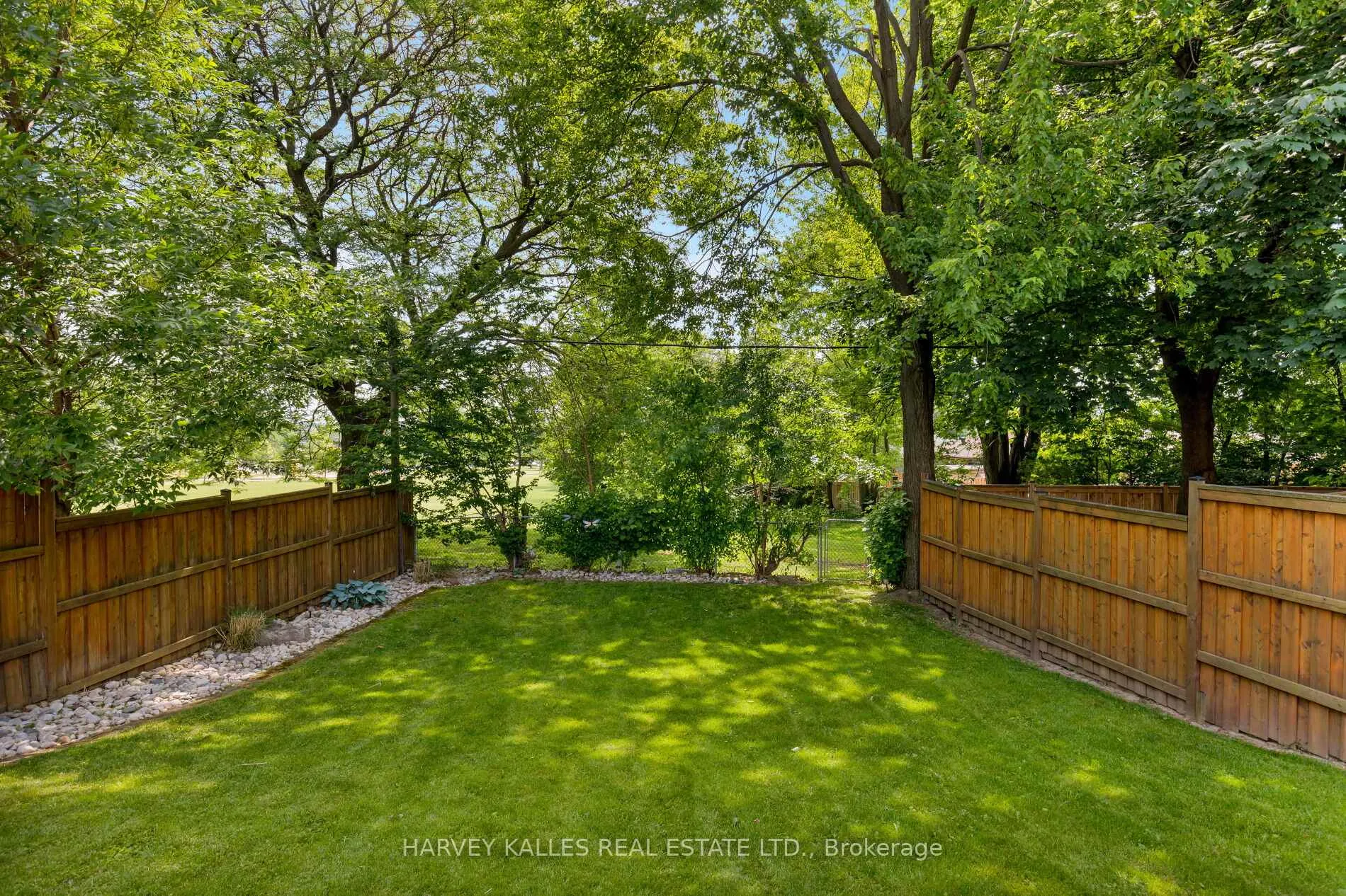 Photo 21 of 45 Ashfield Drive, Etobicoke, Eringate-Centennial-West Deane — HOMEH
