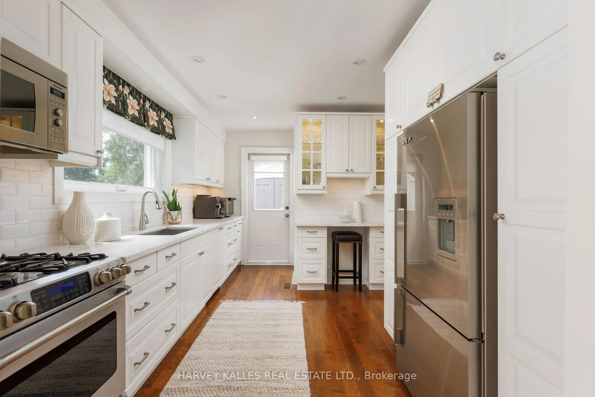 Photo 27 of 45 Ashfield Drive, Etobicoke, Eringate-Centennial-West Deane — HOMEH
