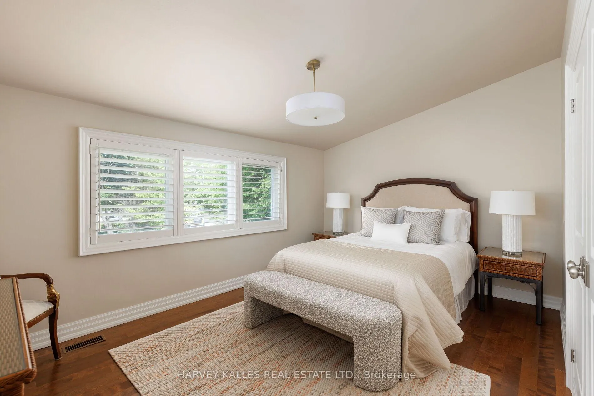 Photo 33 of 45 Ashfield Drive, Etobicoke, Eringate-Centennial-West Deane — HOMEH