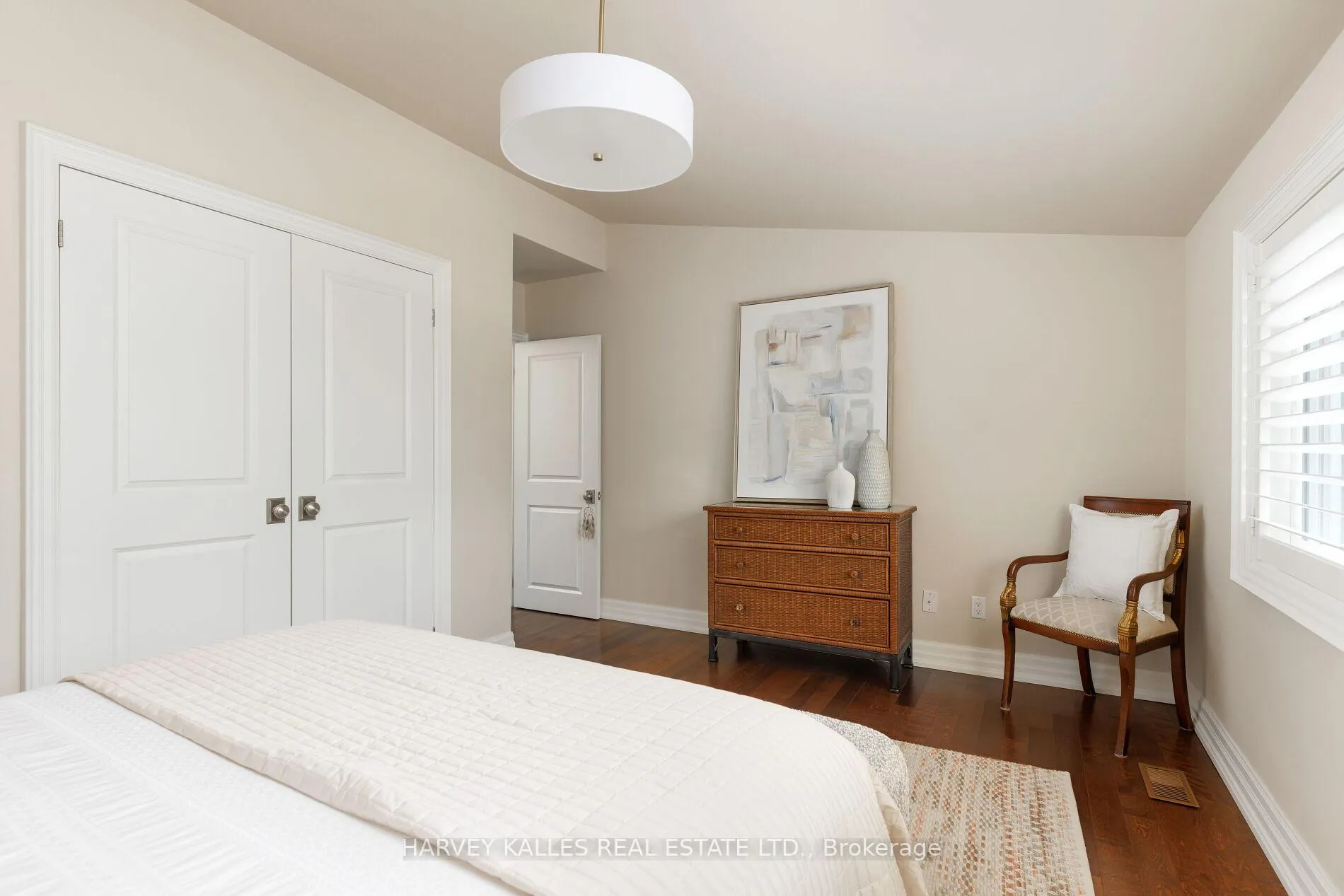 Photo 35 of 45 Ashfield Drive, Etobicoke, Eringate-Centennial-West Deane — HOMEH