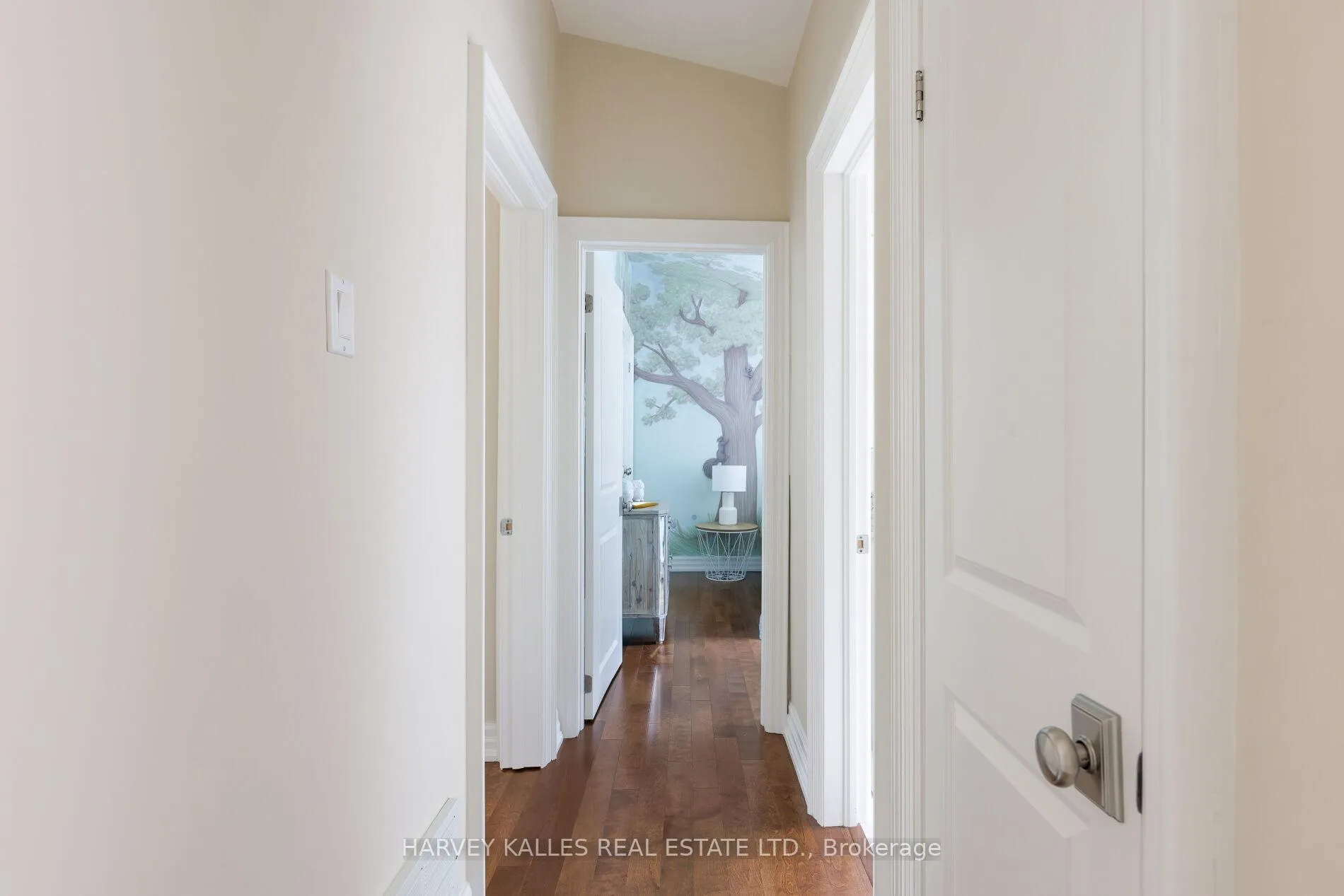 Photo 36 of 45 Ashfield Drive, Etobicoke, Eringate-Centennial-West Deane — HOMEH