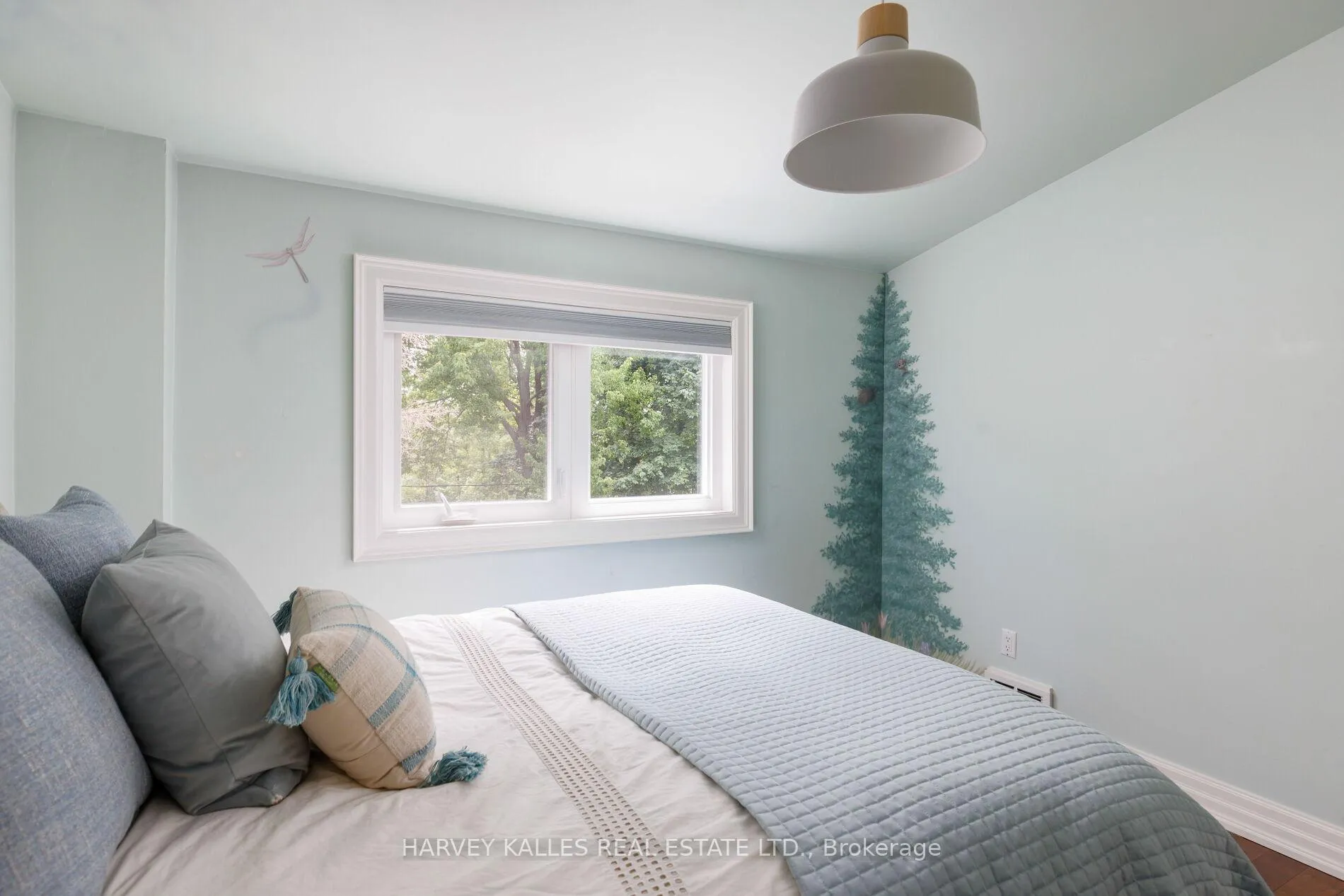 Photo 39 of 45 Ashfield Drive, Etobicoke, Eringate-Centennial-West Deane — HOMEH