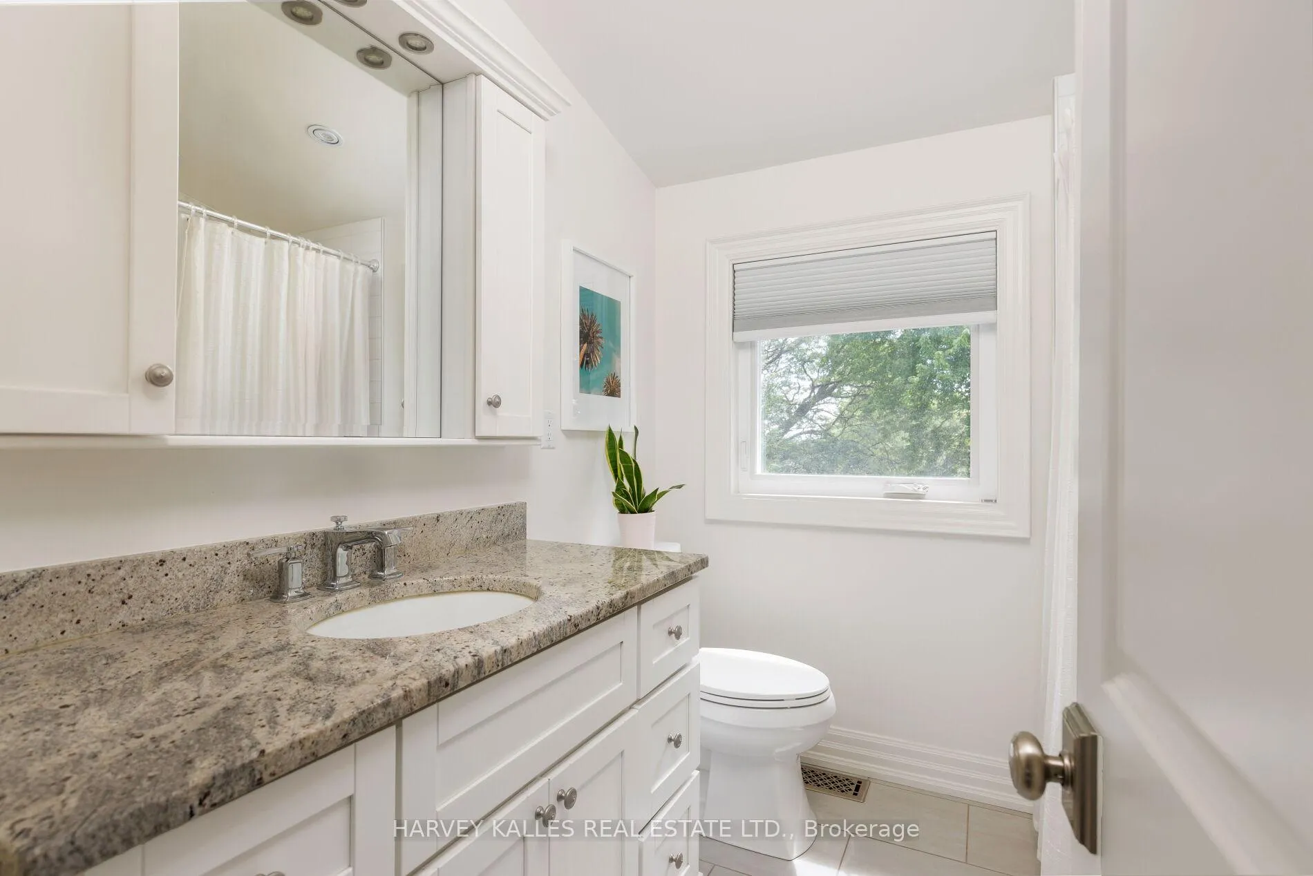 Photo 43 of 45 Ashfield Drive, Etobicoke, Eringate-Centennial-West Deane — HOMEH