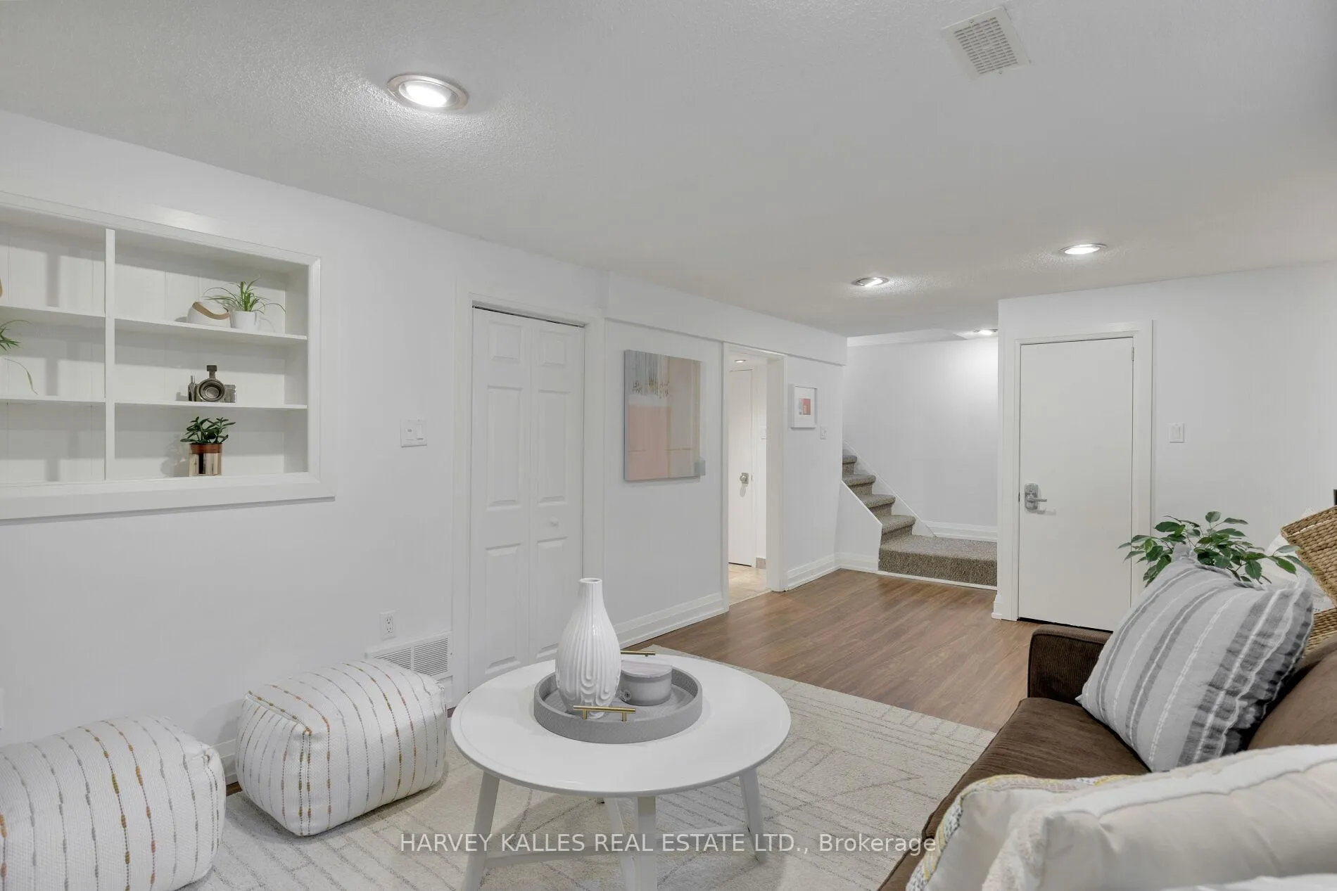 Photo 48 of 45 Ashfield Drive, Etobicoke, Eringate-Centennial-West Deane — HOMEH