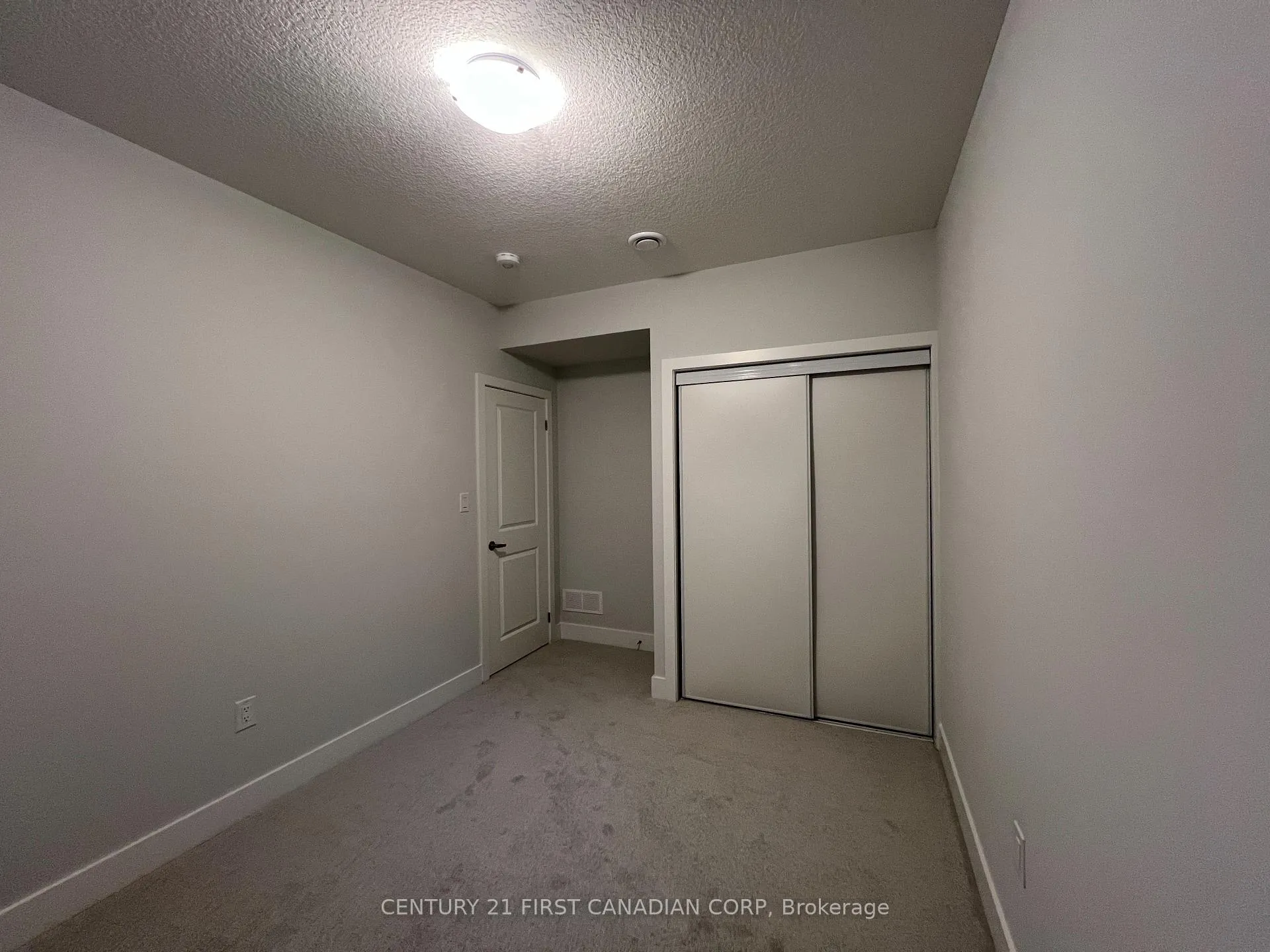 Photo 24 of Unit 37, 990 Deveron Crescent, London, South J — HOMEH