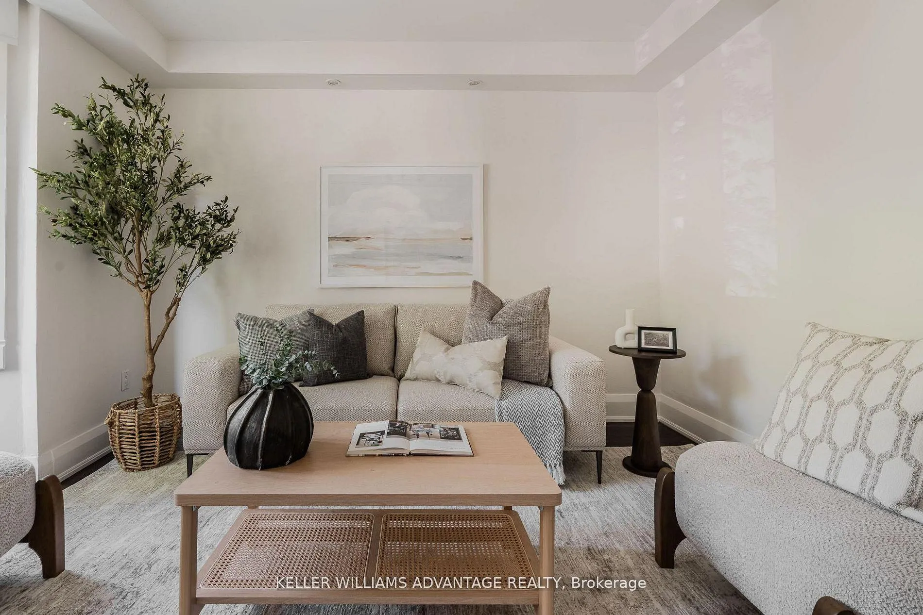 Photo 6 of 129 Woodfield Road, Toronto, Greenwood-Coxwell — HOMEH