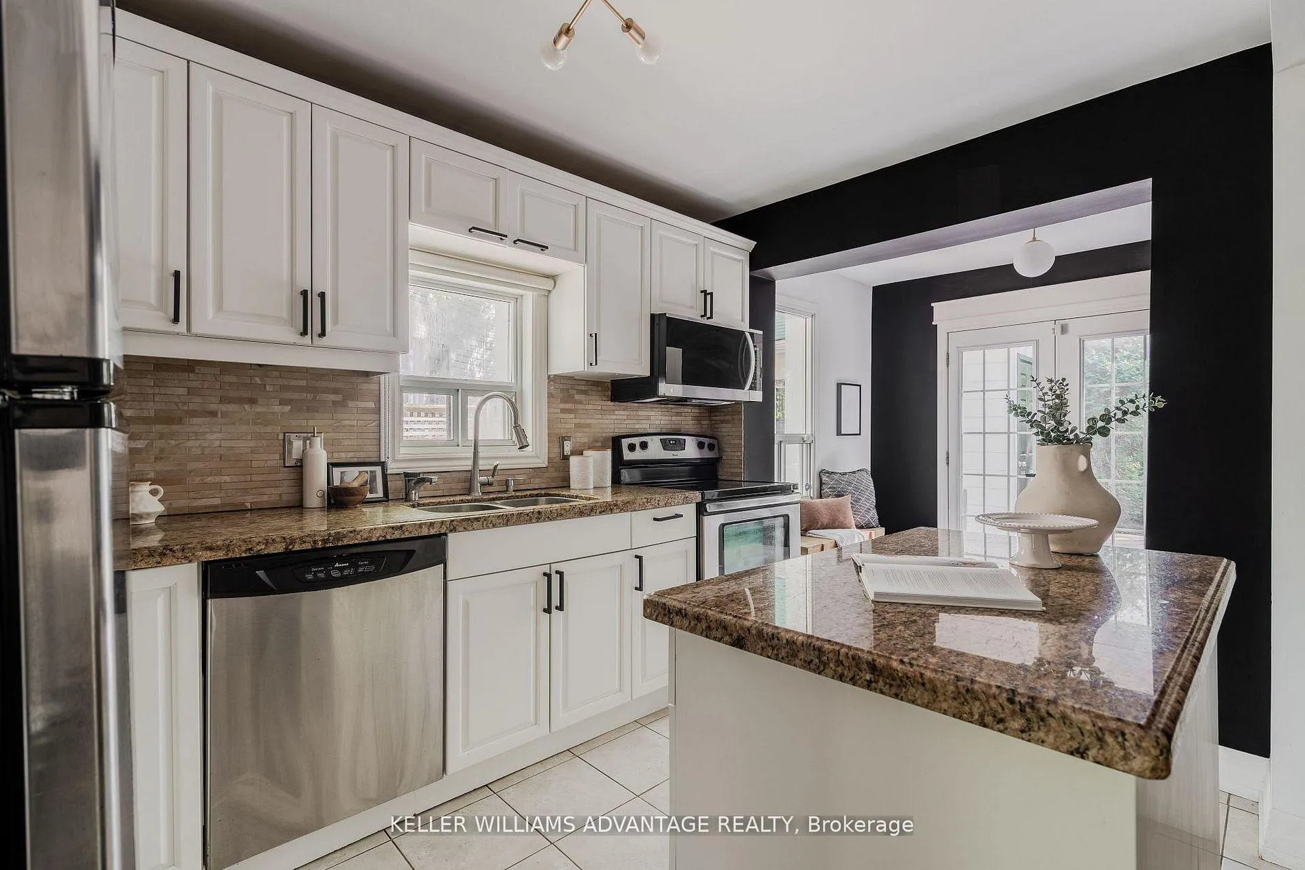 Photo 14 of 129 Woodfield Road, Toronto, Greenwood-Coxwell — HOMEH