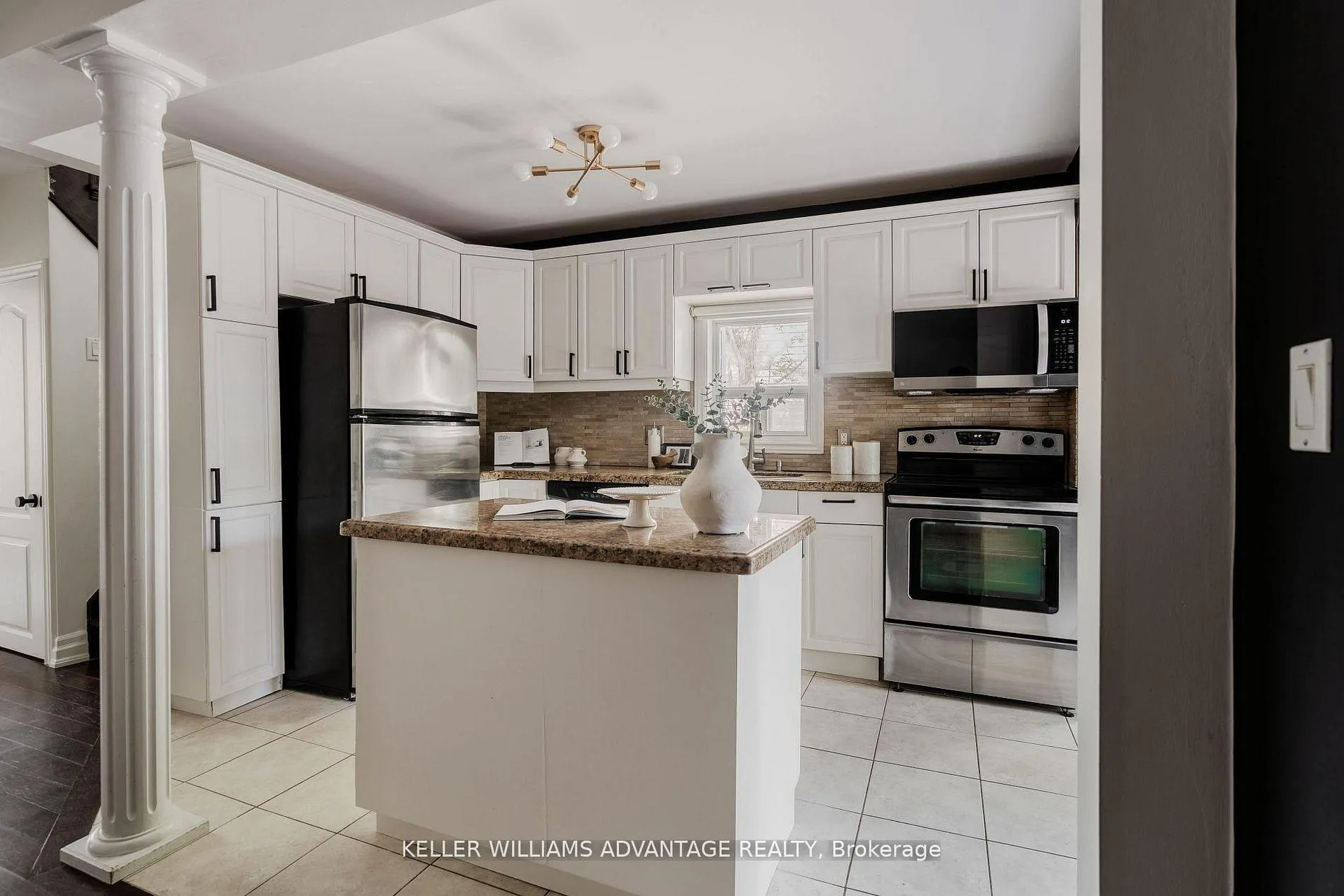 Photo 15 of 129 Woodfield Road, Toronto, Greenwood-Coxwell — HOMEH