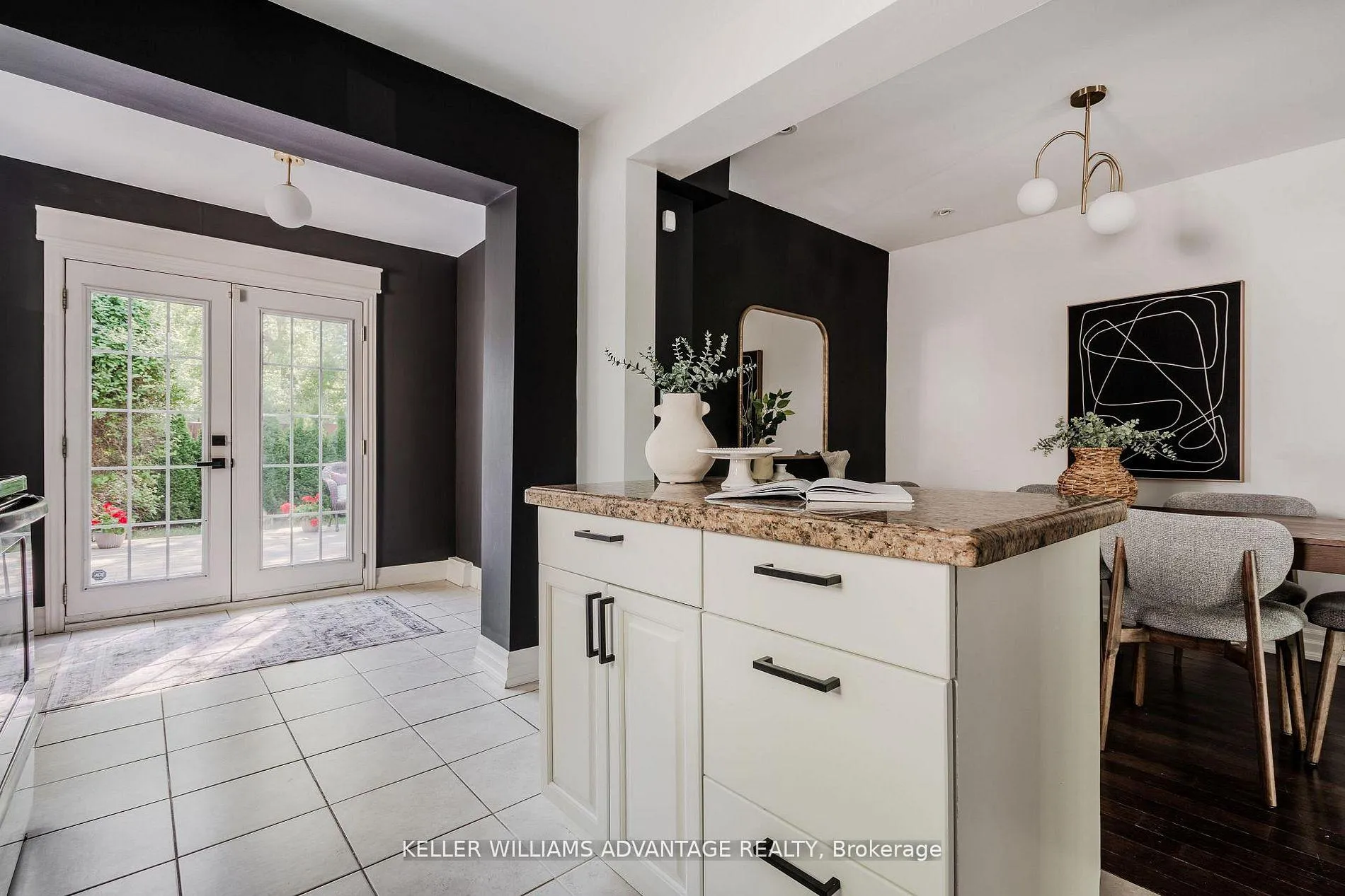 Photo 17 of 129 Woodfield Road, Toronto, Greenwood-Coxwell — HOMEH