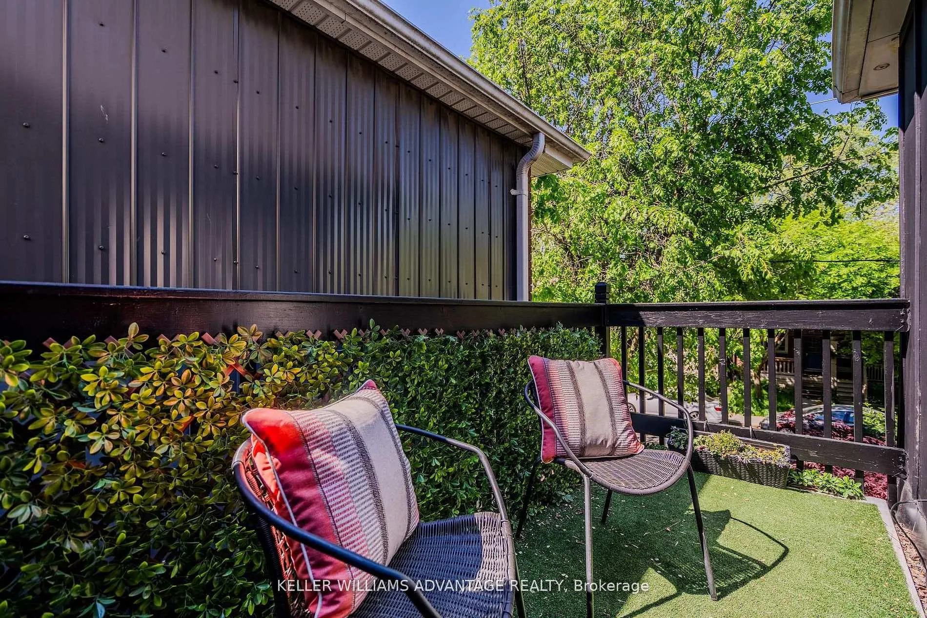 Photo 23 of 129 Woodfield Road, Toronto, Greenwood-Coxwell — HOMEH