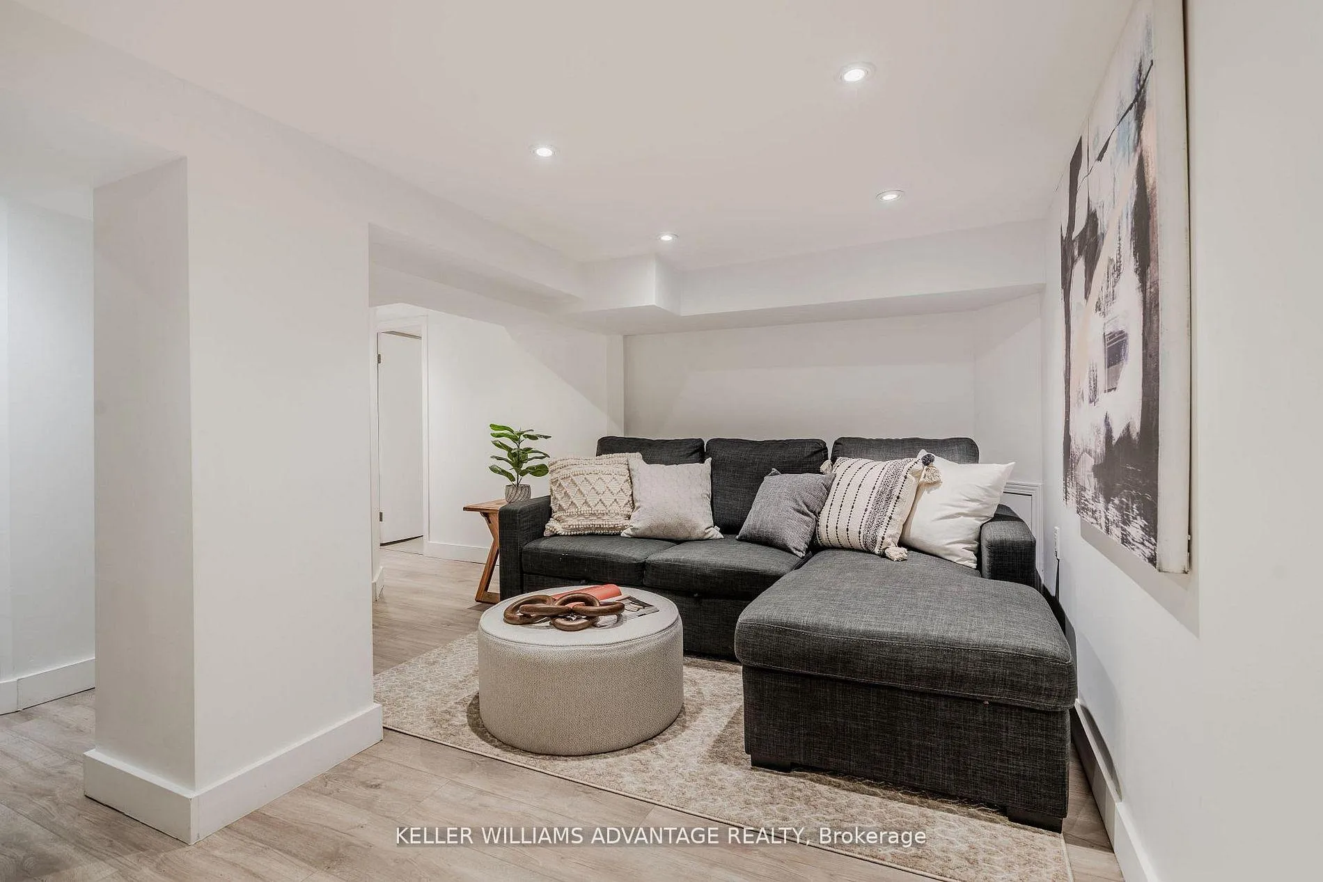 Photo 30 of 129 Woodfield Road, Toronto, Greenwood-Coxwell — HOMEH