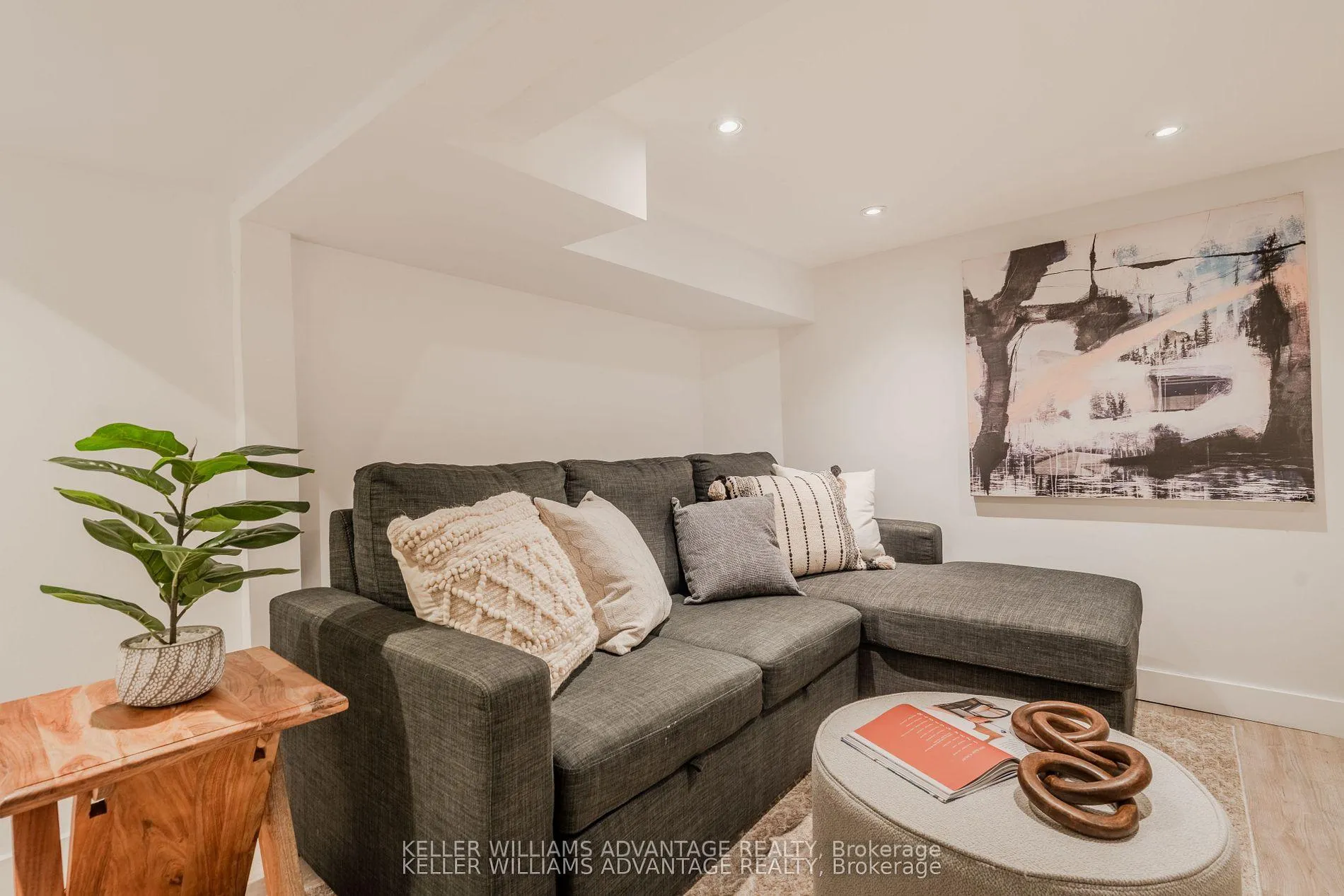 Photo 31 of 129 Woodfield Road, Toronto, Greenwood-Coxwell — HOMEH