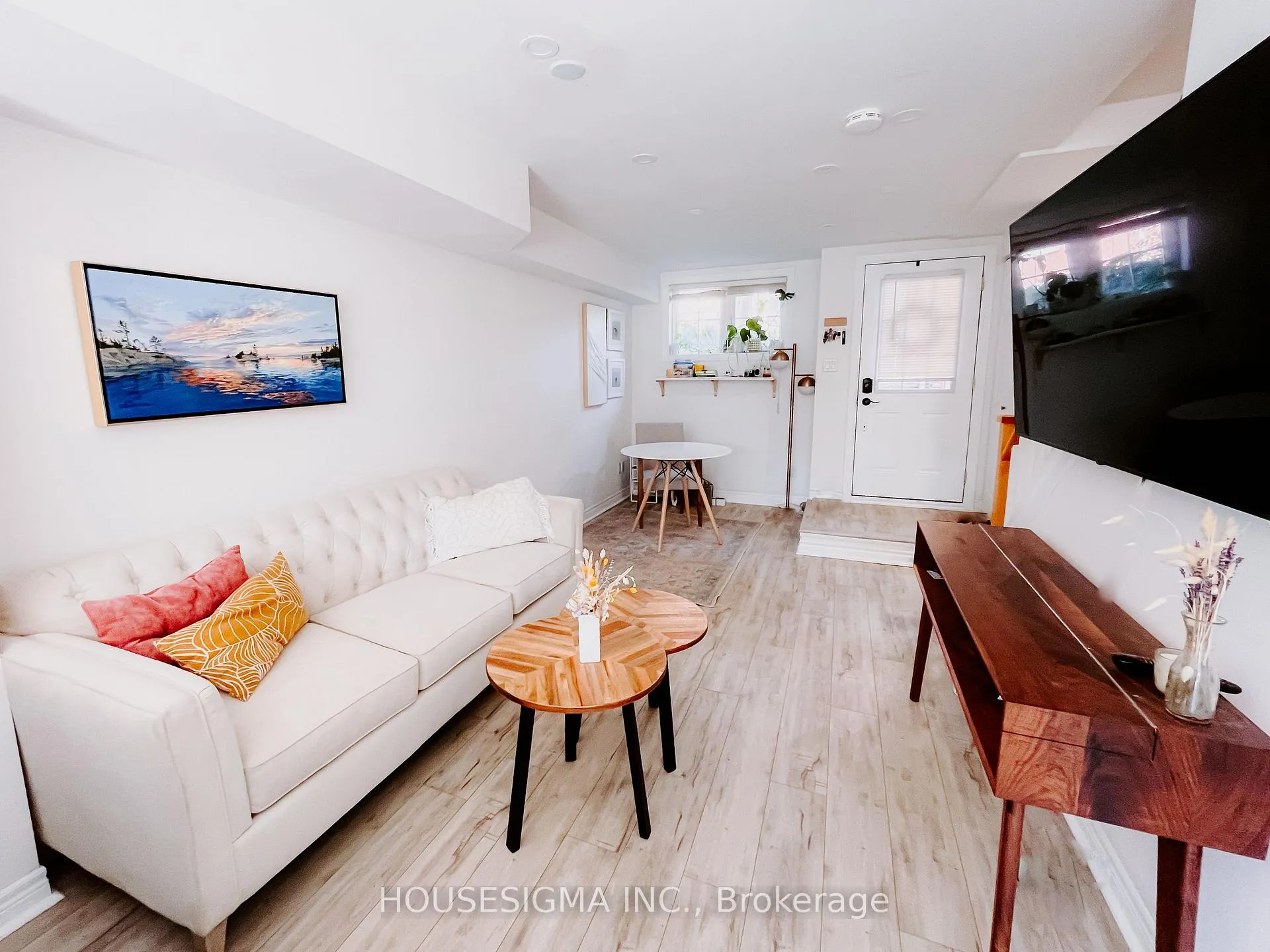 Photo 6 of Unit 114, 870 Jane Street, Toronto, Rockcliffe-Smythe — HOMEH