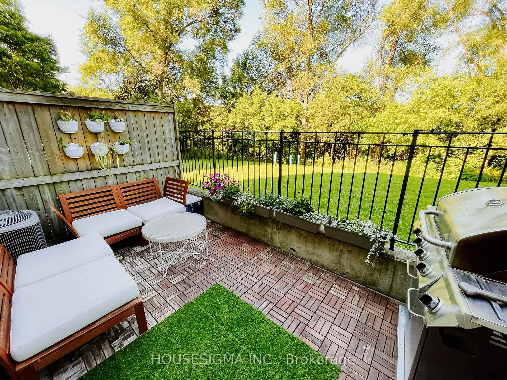 Photo 10 of Unit 114, 870 Jane Street, Toronto, Rockcliffe-Smythe — HOMEH