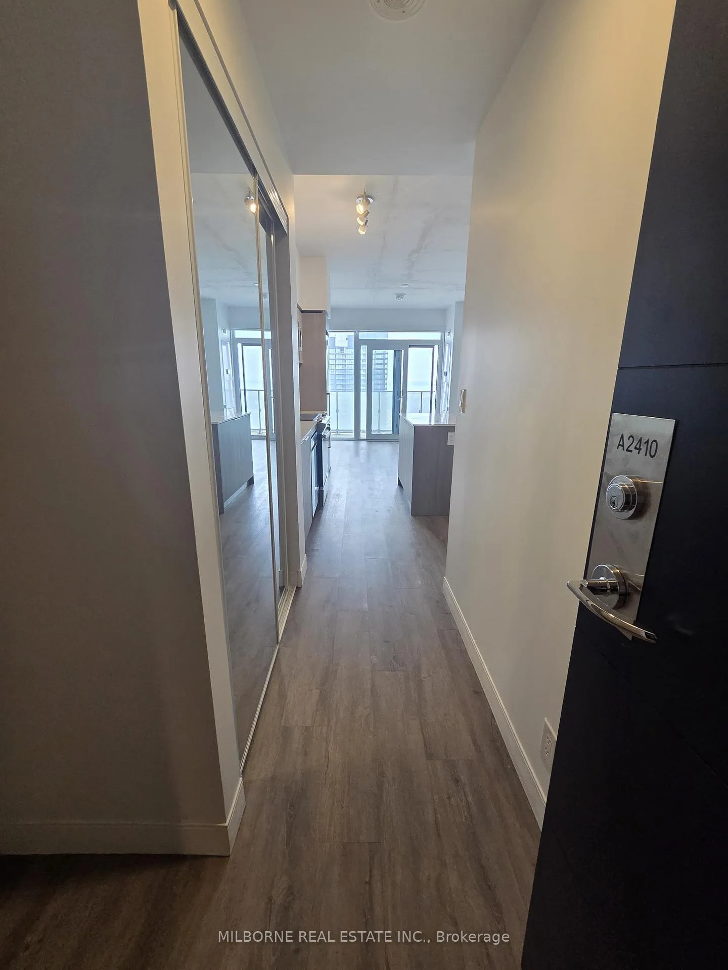 Photo 2 of Unit 2410A, 22 Hughson Street N, Hamilton, Beasley — HOMEH