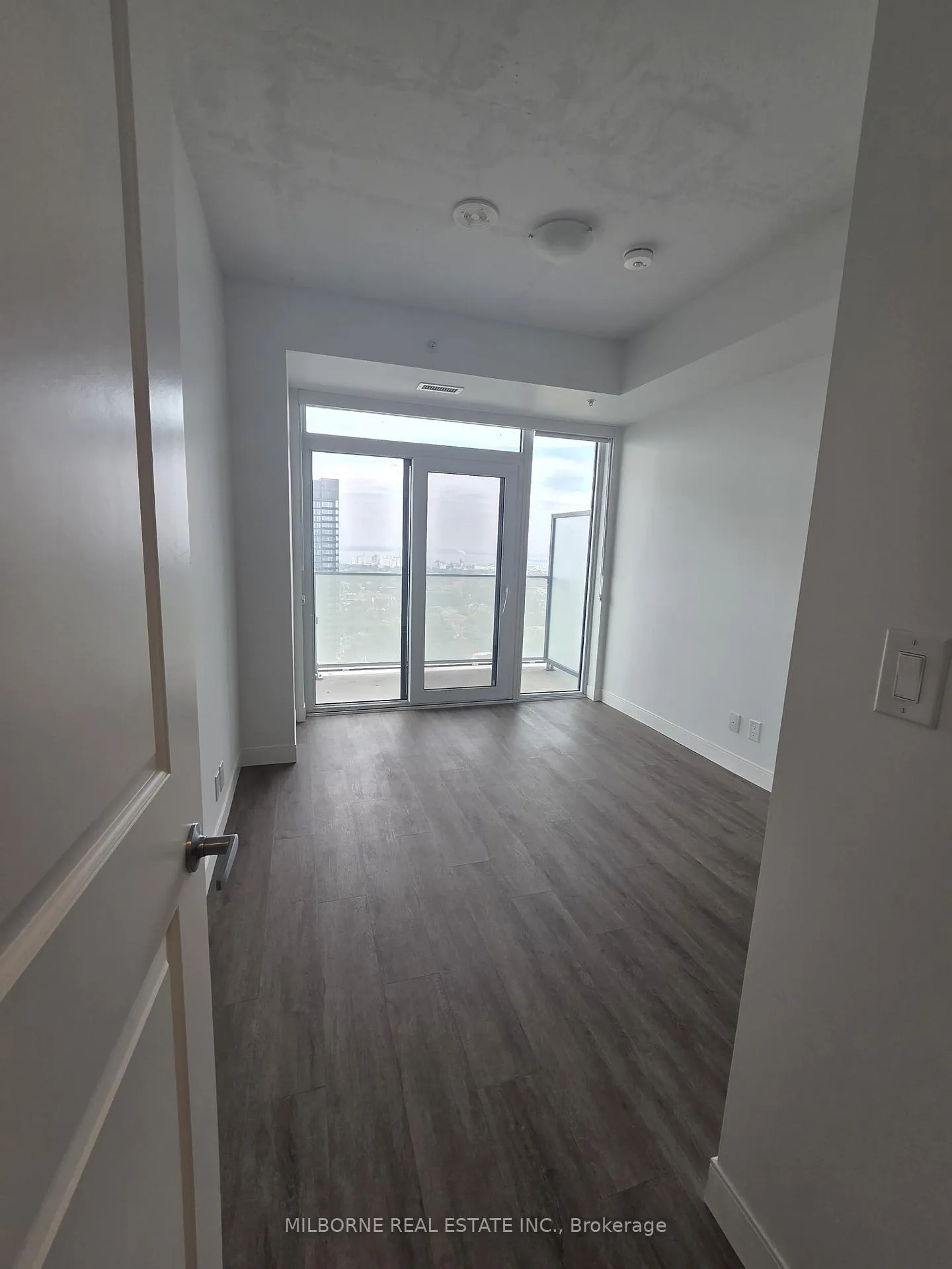 Photo 3 of Unit 2410A, 22 Hughson Street N, Hamilton, Beasley — HOMEH