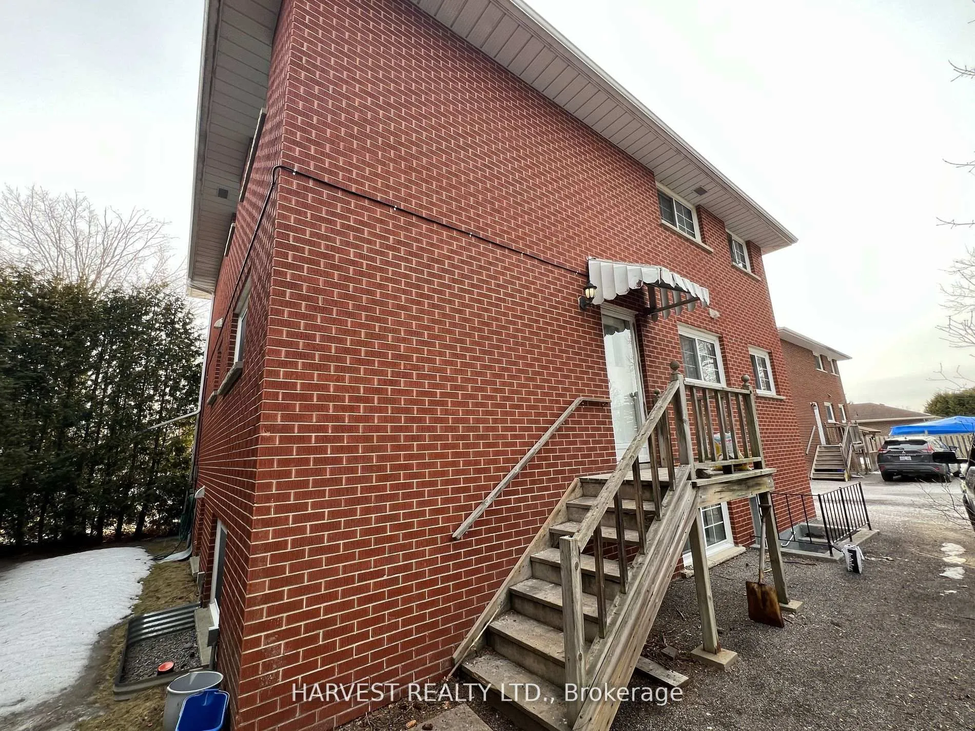 Photo 6 of 326 Surrey Drive, Oshawa, Eastdale — HOMEH