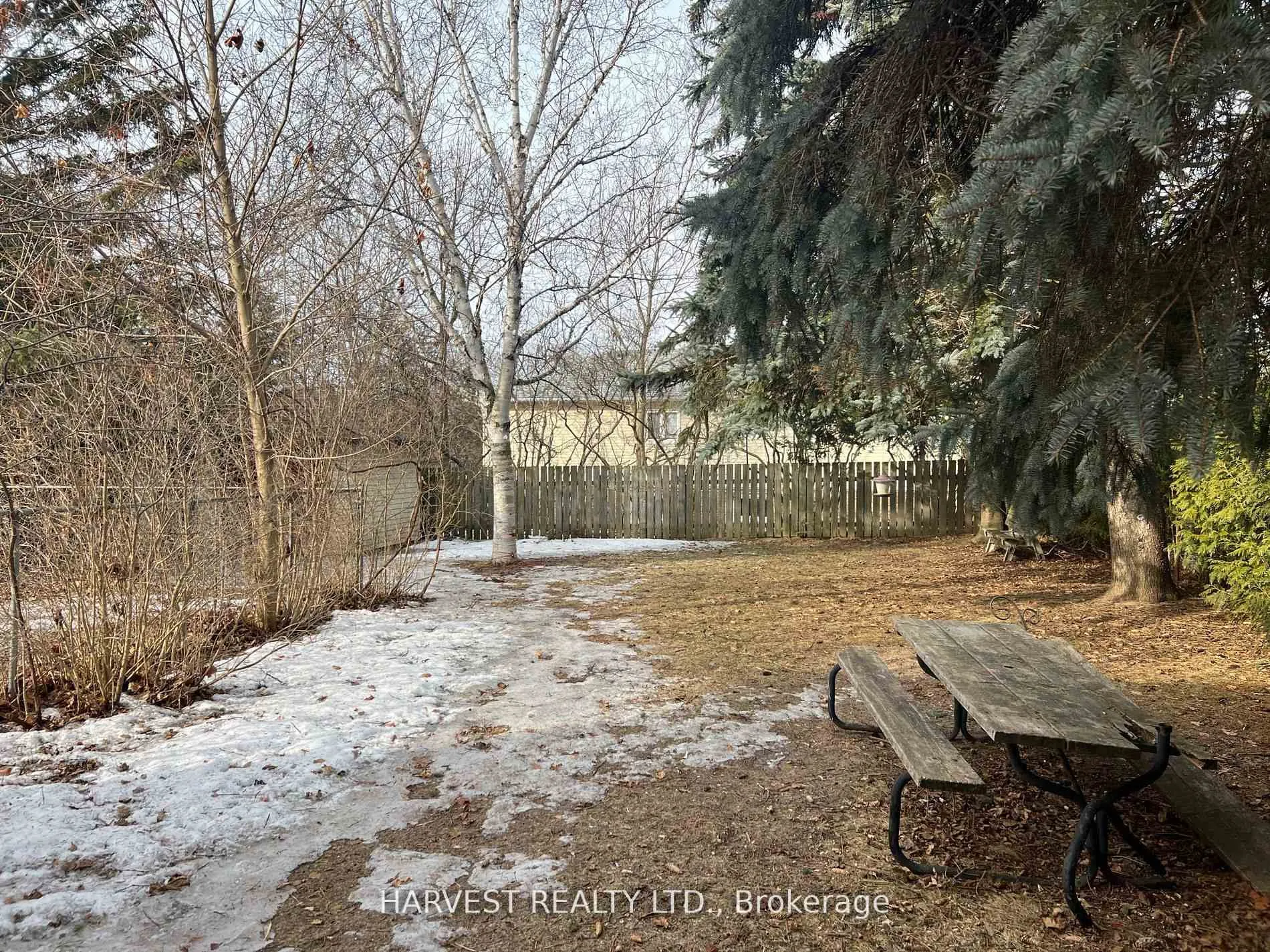 Photo 28 of 326 Surrey Drive, Oshawa, Eastdale — HOMEH