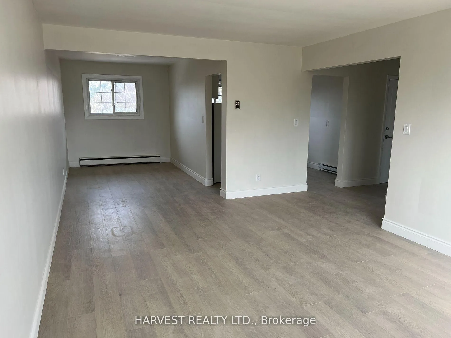 Photo 7 of 326 Surrey Drive, Oshawa, Eastdale — HOMEH