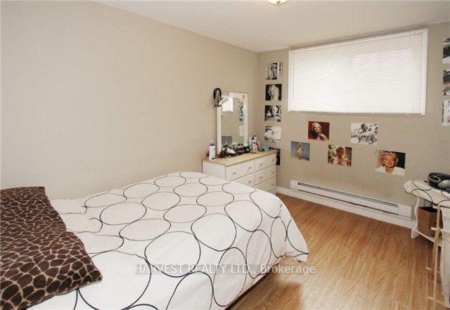 Photo 18 of 326 Surrey Drive, Oshawa, Eastdale — HOMEH
