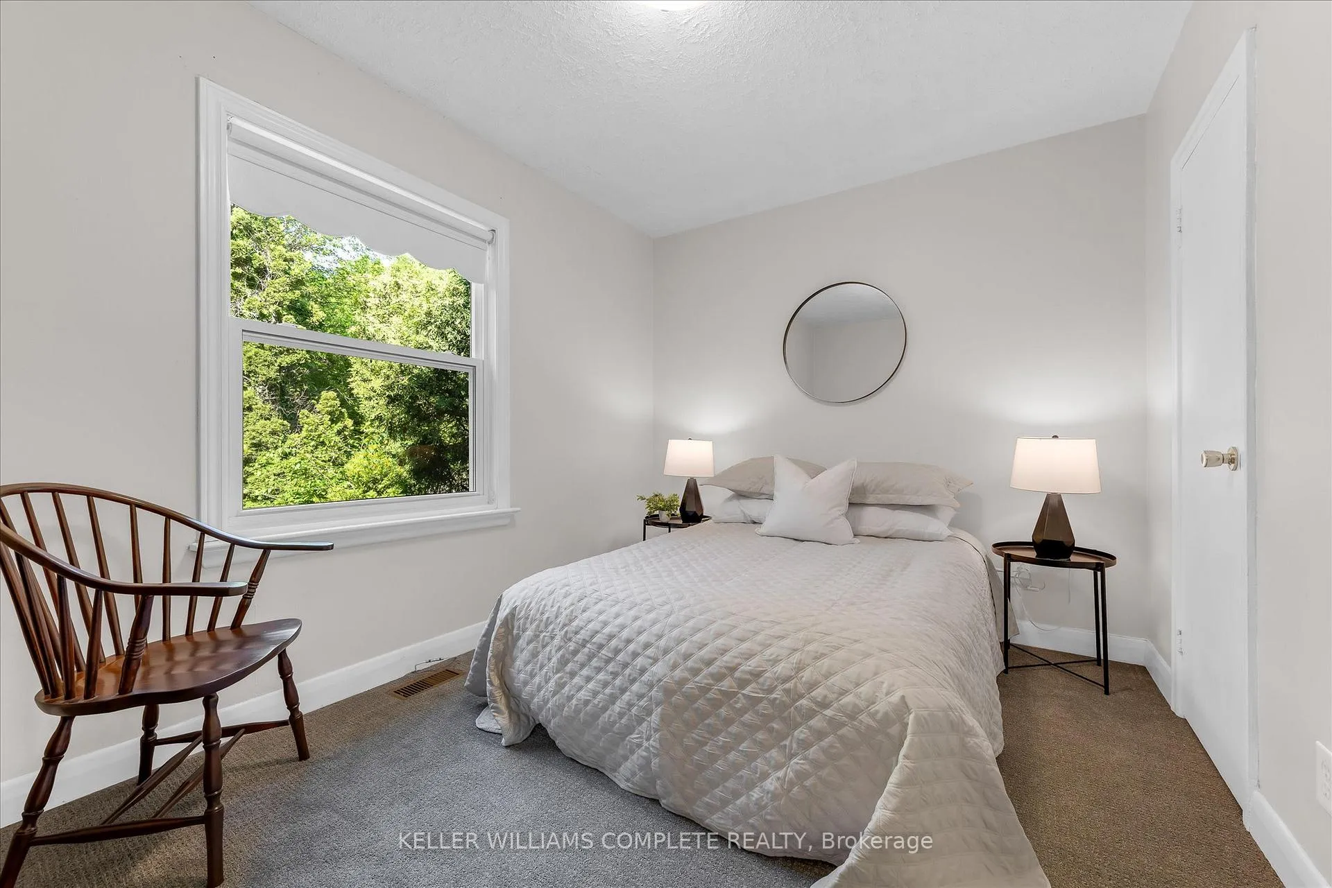 Photo 14 of 614 Drury Lane, Burlington, Brant — HOMEH