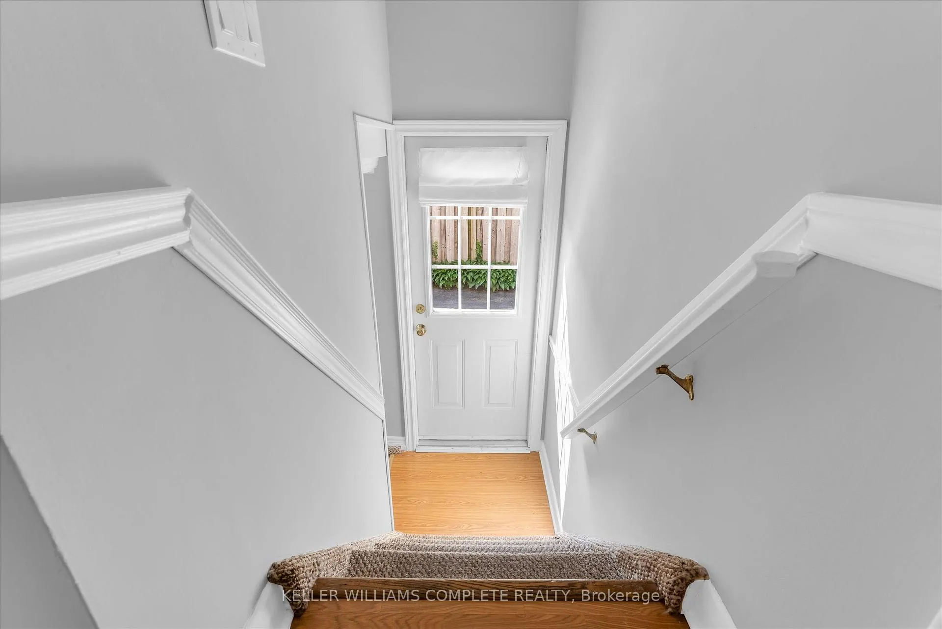 Photo 19 of 614 Drury Lane, Burlington, Brant — HOMEH