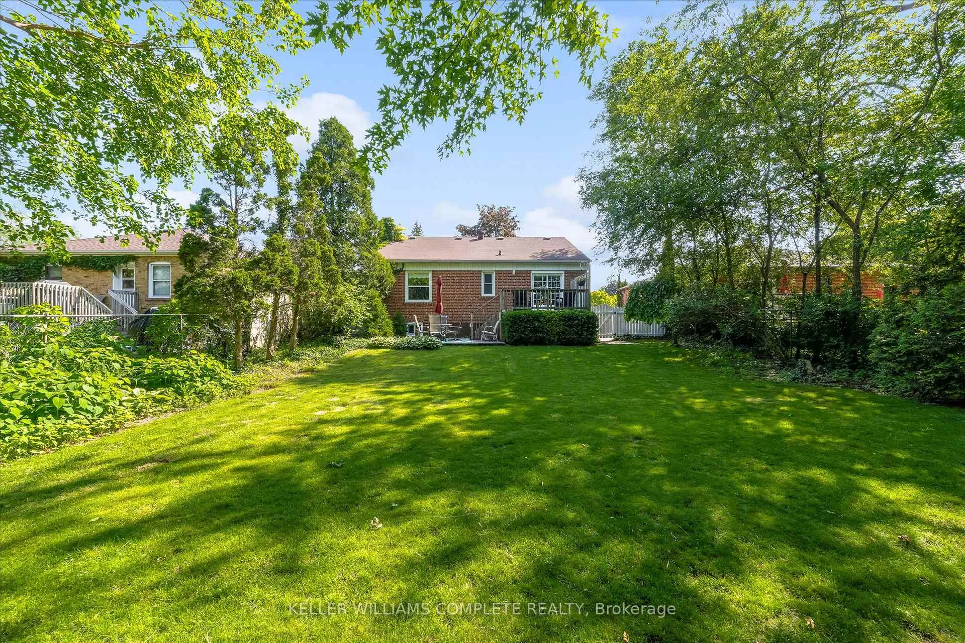 Photo 33 of 614 Drury Lane, Burlington, Brant — HOMEH