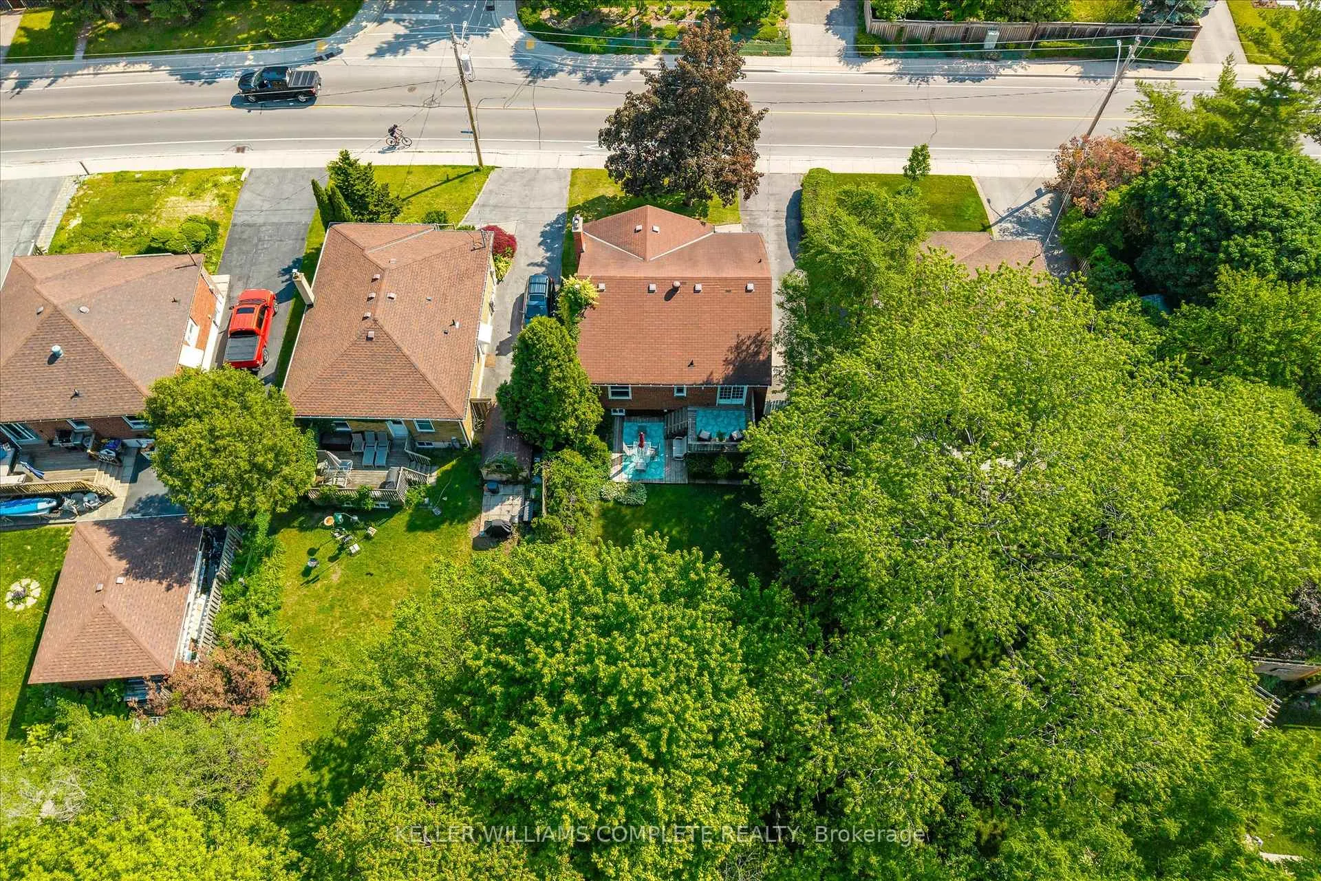 Photo 35 of 614 Drury Lane, Burlington, Brant — HOMEH
