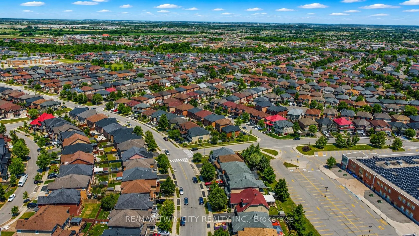 Photo 47 of 6 Canarygrass Drive, Brampton, Sandringham-Wellington — HOMEH