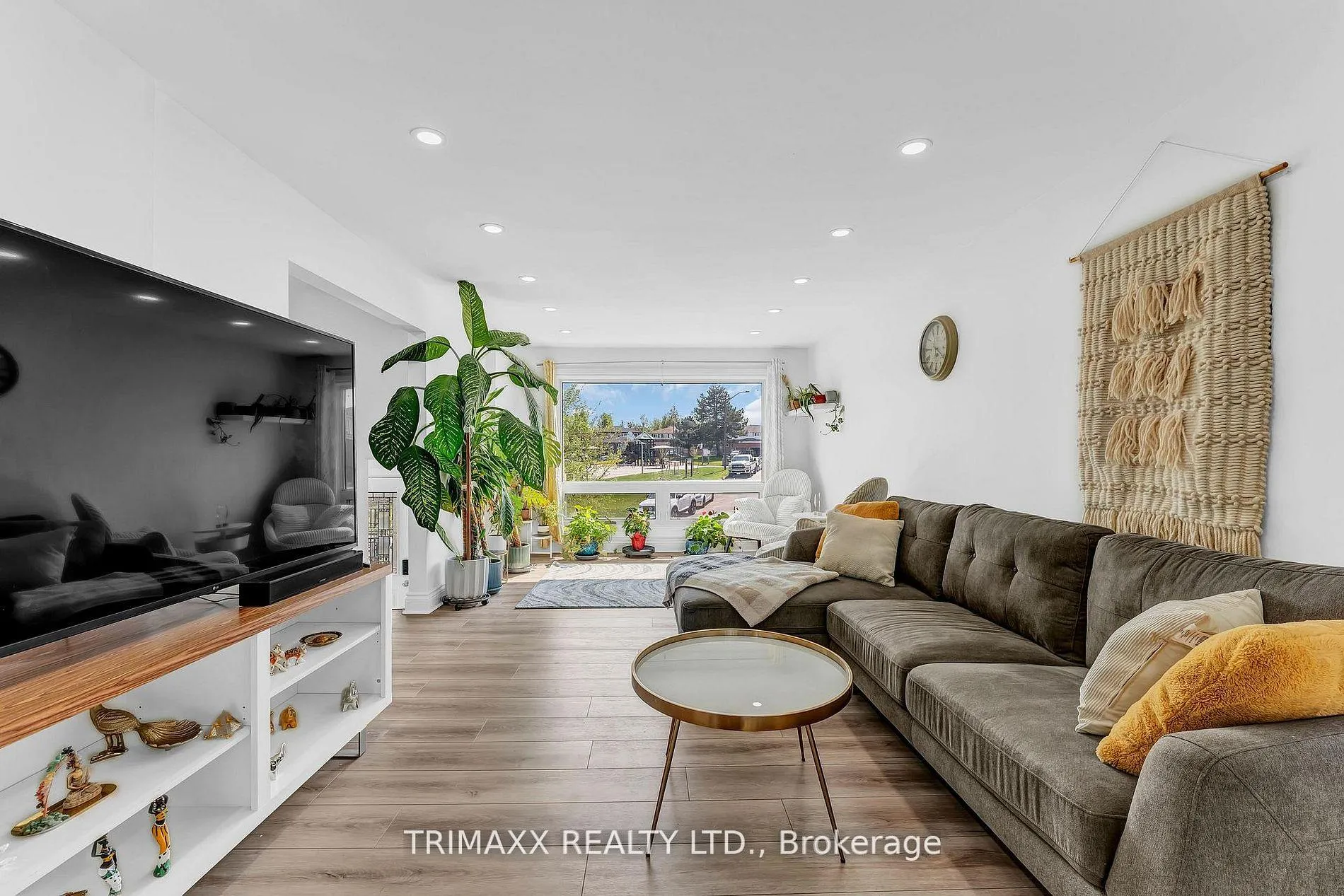 Photo 8 of 103 Robin Court, Barrie, Cundles East — HOMEH
