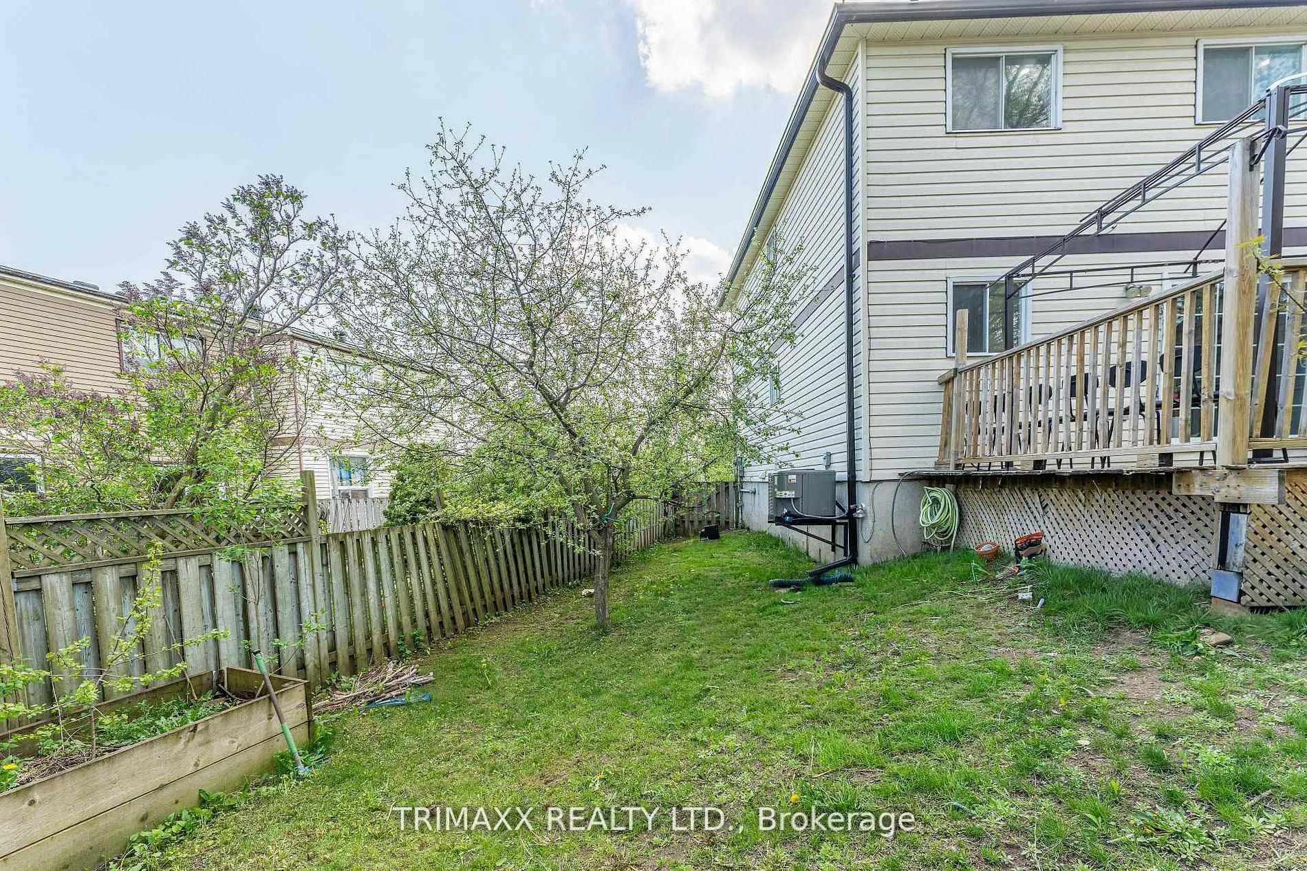 Photo 39 of 103 Robin Court, Barrie, Cundles East — HOMEH