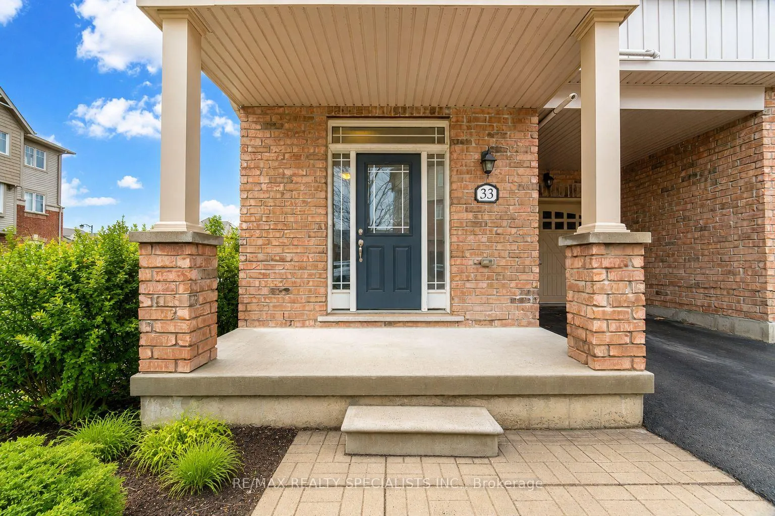 Photo 2 of 33 Birchfield Crescent, Caledon, Rural Caledon — HOMEH