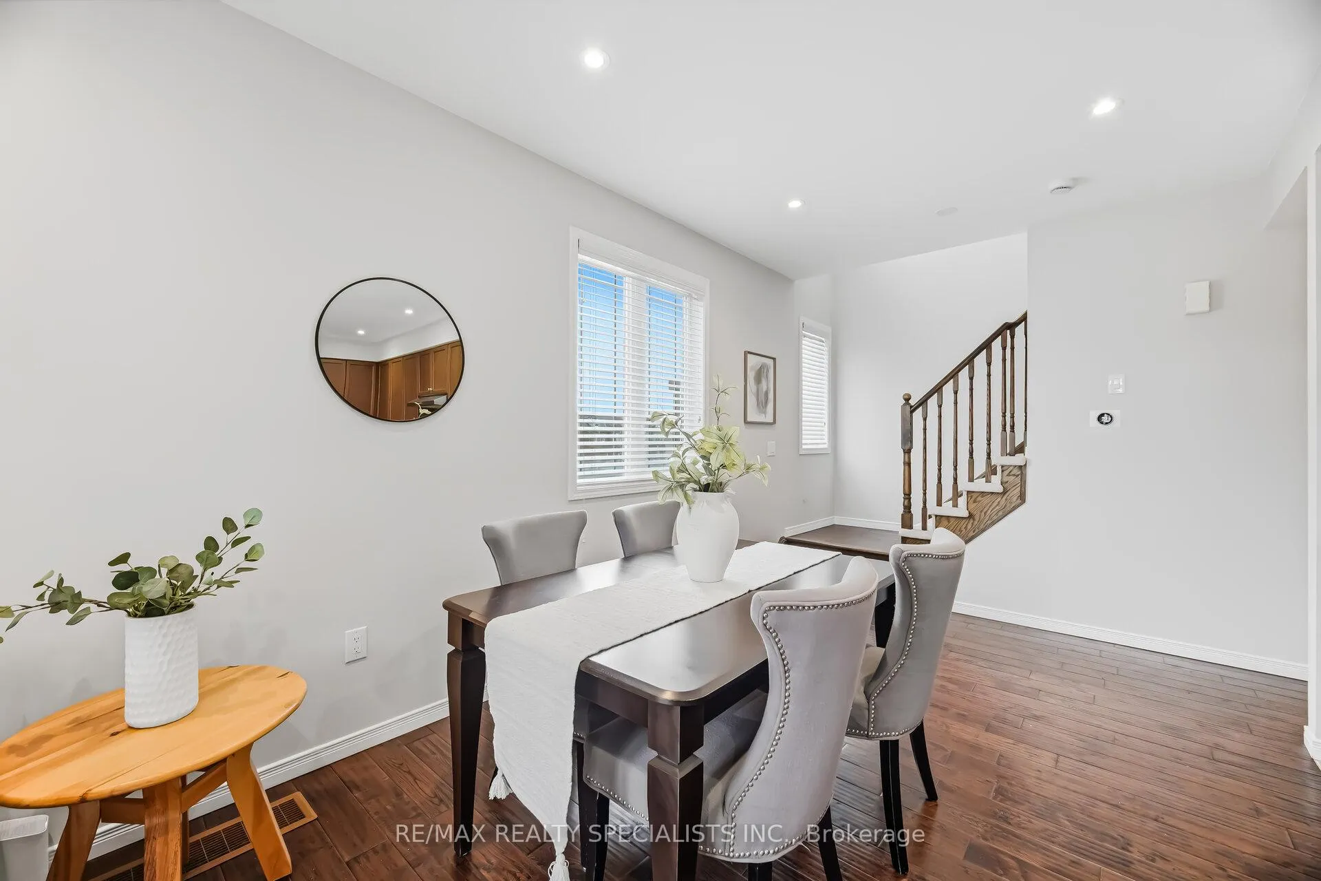 Photo 5 of 33 Birchfield Crescent, Caledon, Rural Caledon — HOMEH