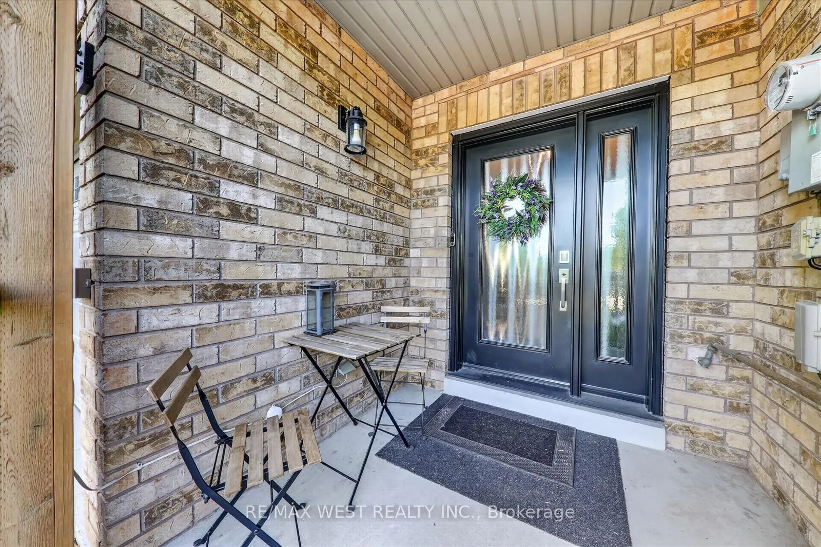 Photo 5 of 138 Gristone Crescent, Scarborough, Rouge — HOMEH