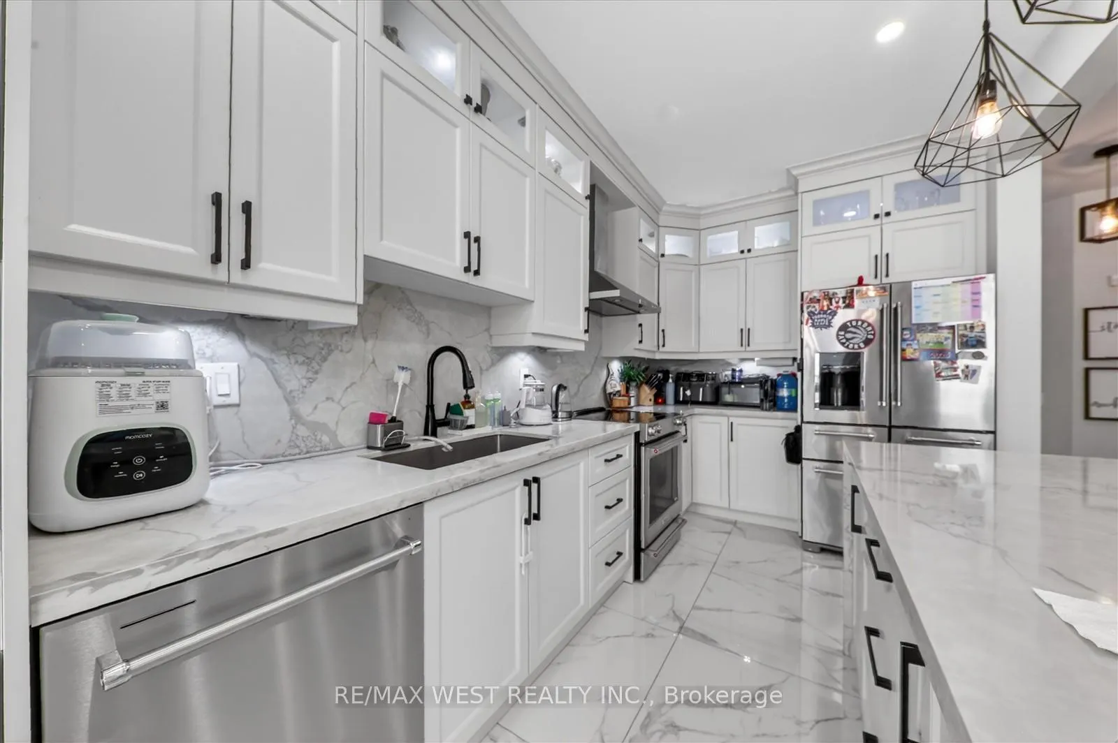 Photo 18 of 138 Gristone Crescent, Scarborough, Rouge — HOMEH