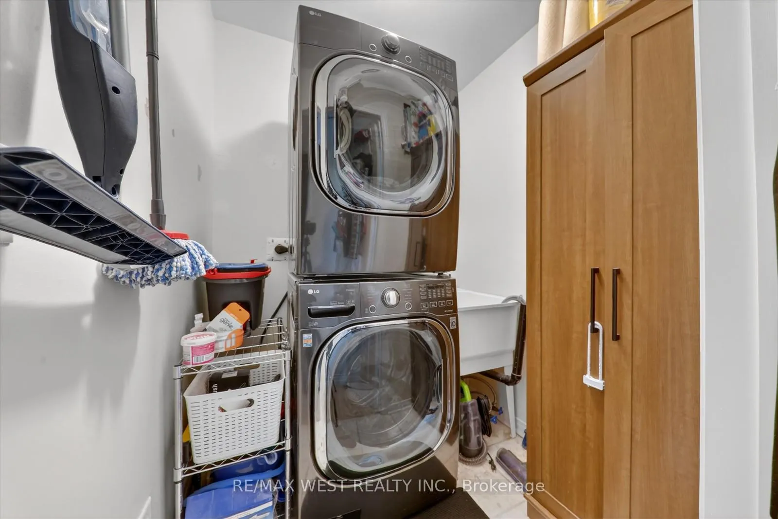 Photo 31 of 138 Gristone Crescent, Scarborough, Rouge — HOMEH