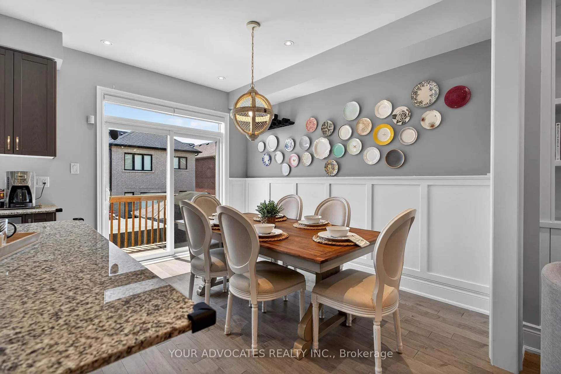 Photo 11 of 242 Cranbrook Crescent, Vaughan, Kleinburg — HOMEH