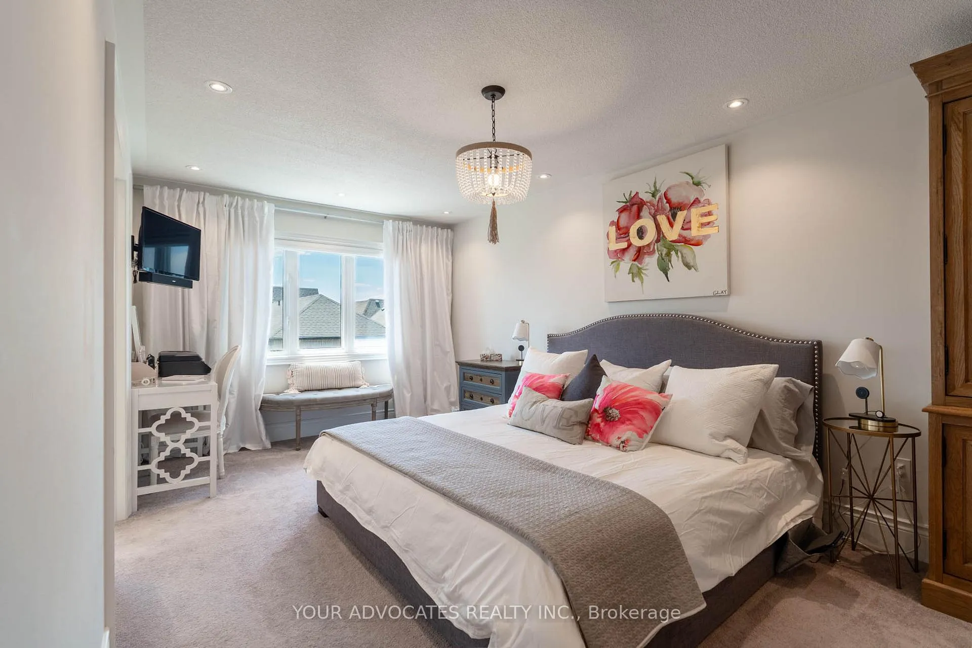 Photo 22 of 242 Cranbrook Crescent, Vaughan, Kleinburg — HOMEH