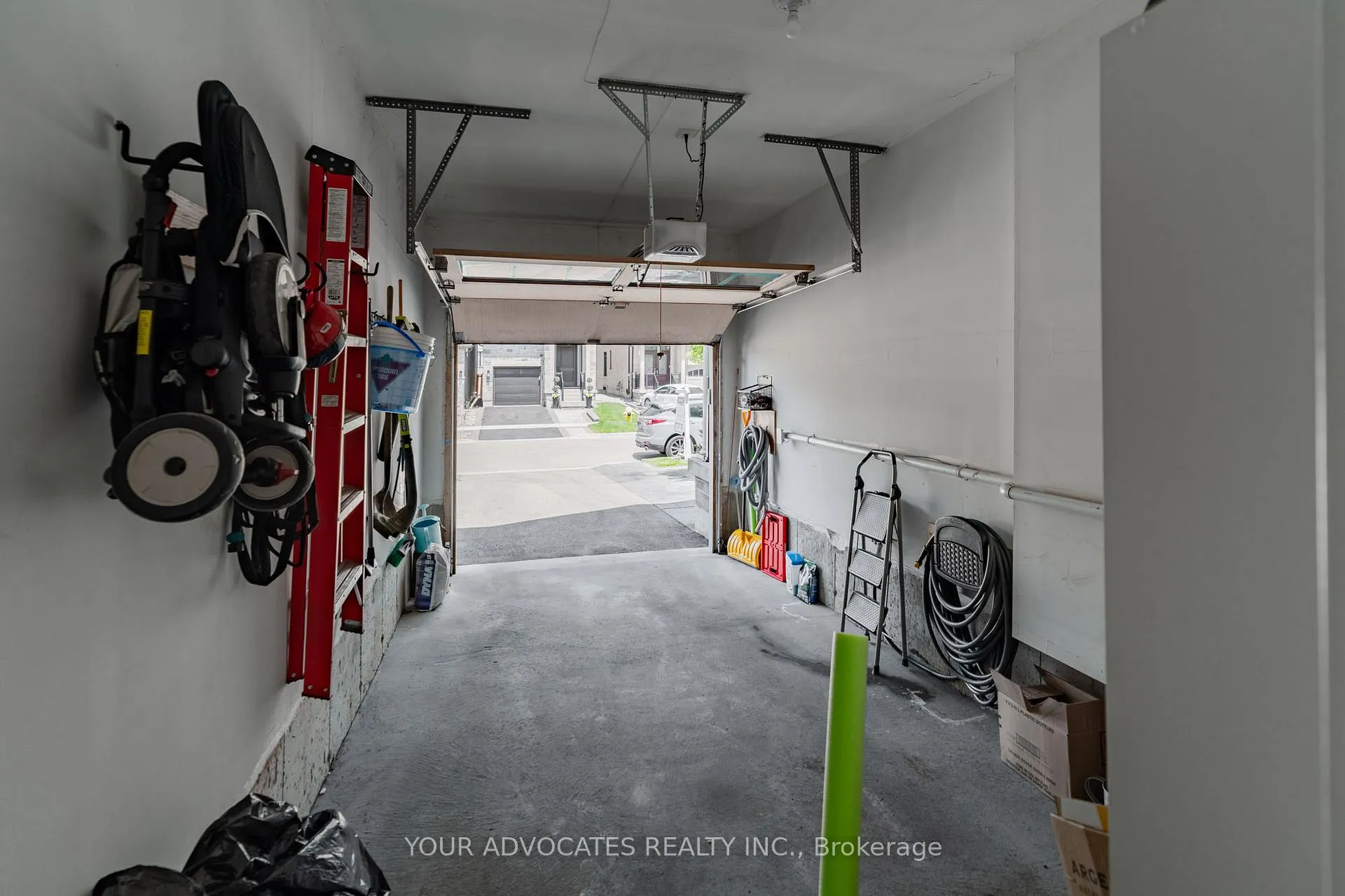 Photo 25 of 242 Cranbrook Crescent, Vaughan, Kleinburg — HOMEH