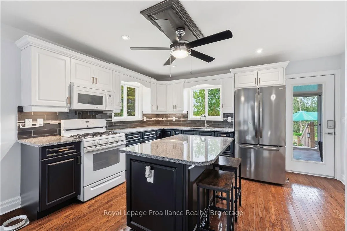 Photo 7 of 229 Henry Street, Stirling-Rawdon, Stirling Ward — HOMEH