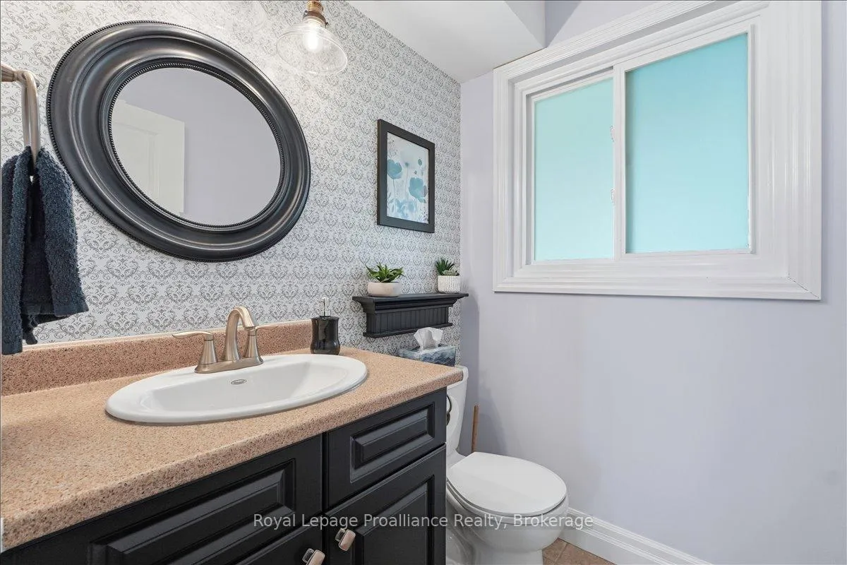 Photo 16 of 229 Henry Street, Stirling-Rawdon, Stirling Ward — HOMEH