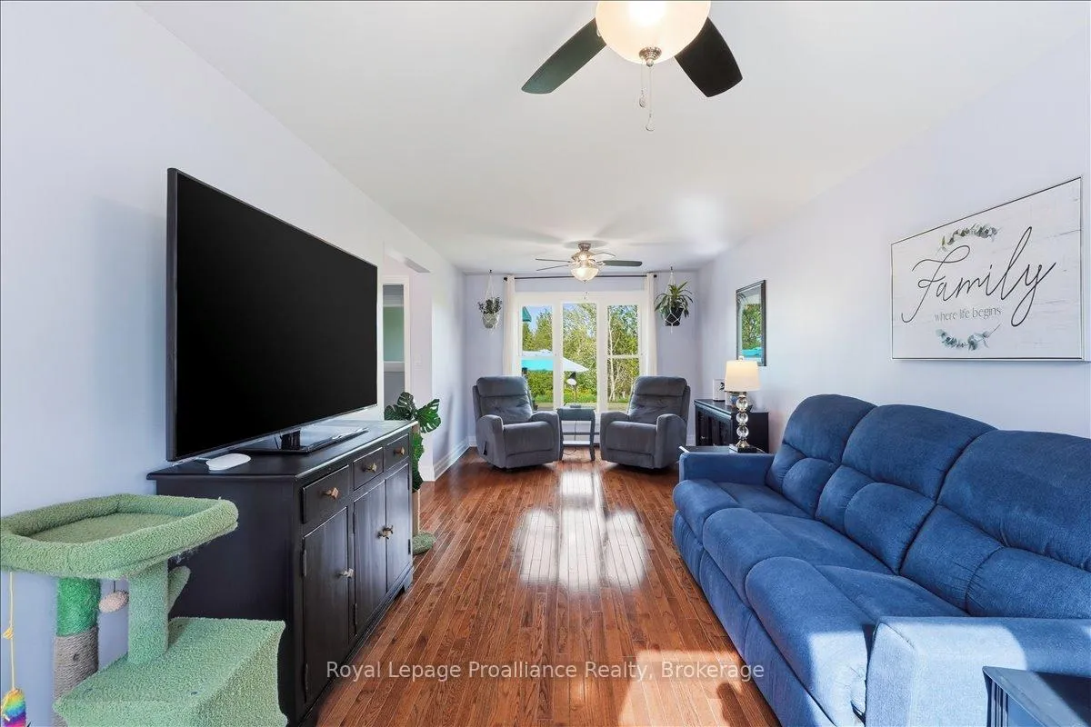 Photo 19 of 229 Henry Street, Stirling-Rawdon, Stirling Ward — HOMEH