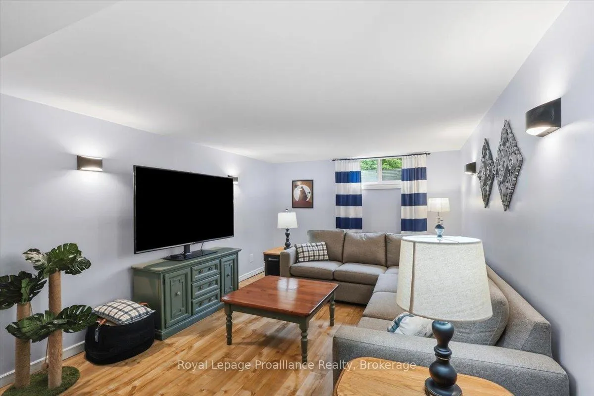 Photo 28 of 229 Henry Street, Stirling-Rawdon, Stirling Ward — HOMEH