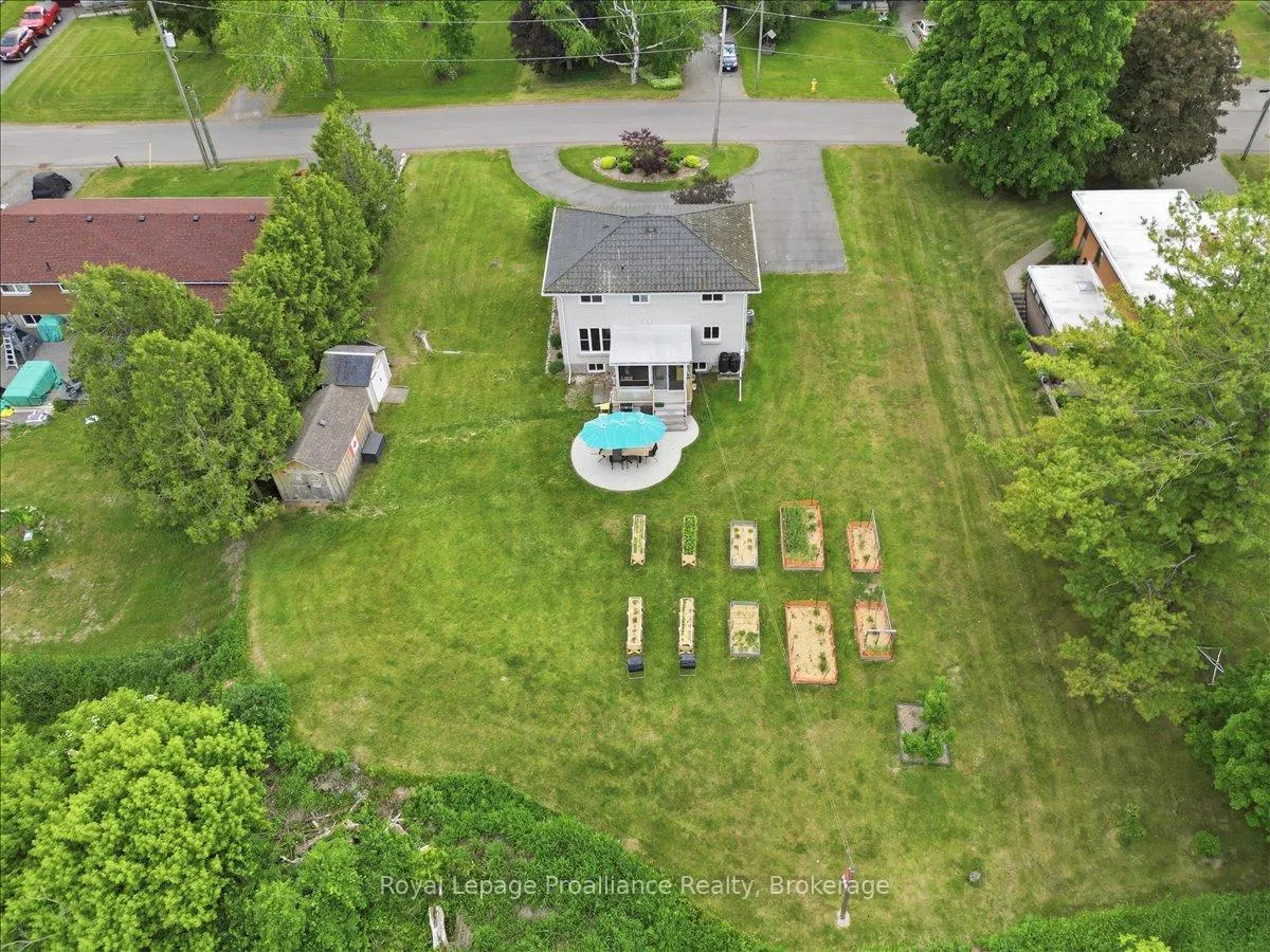 Photo 41 of 229 Henry Street, Stirling-Rawdon, Stirling Ward — HOMEH