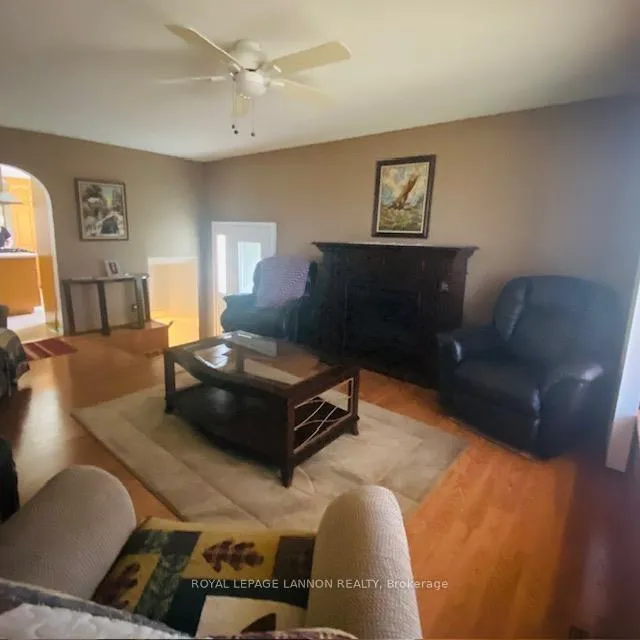 Photo 3 of 909 Second Street E, Greenstone — HOMEH