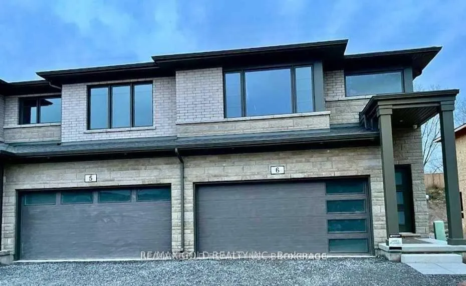 Photo 1 of Unit 6, 4552 Portage Road, Niagara Falls, Cherrywood — HOMEH