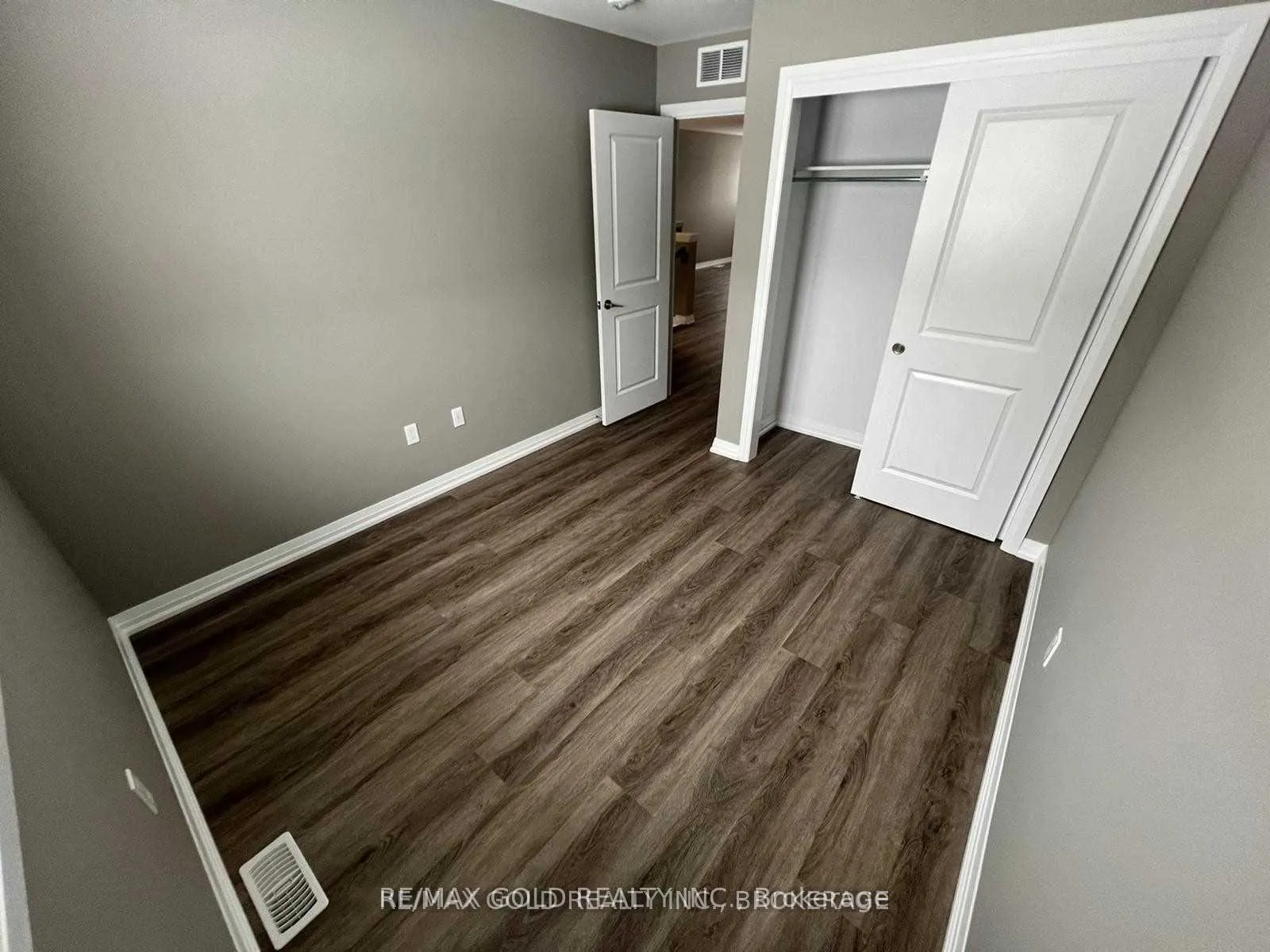 Photo 9 of Unit 6, 4552 Portage Road, Niagara Falls, Cherrywood — HOMEH