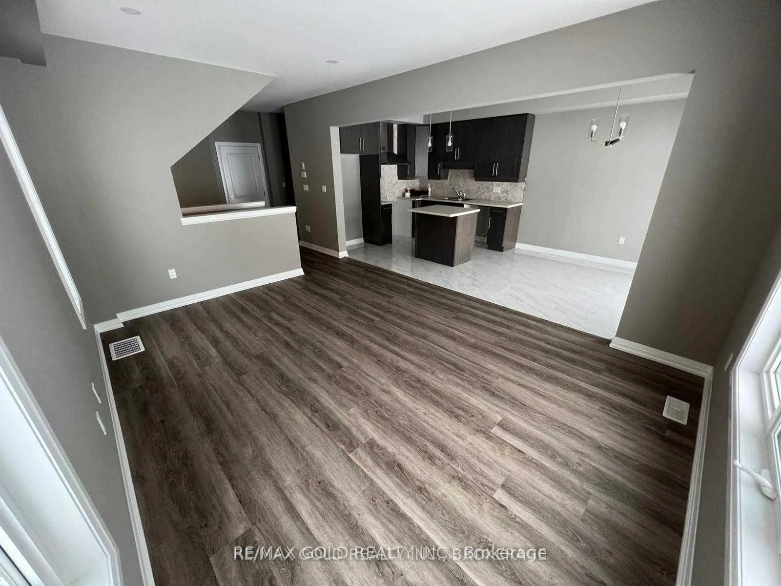 Photo 10 of Unit 6, 4552 Portage Road, Niagara Falls, Cherrywood — HOMEH