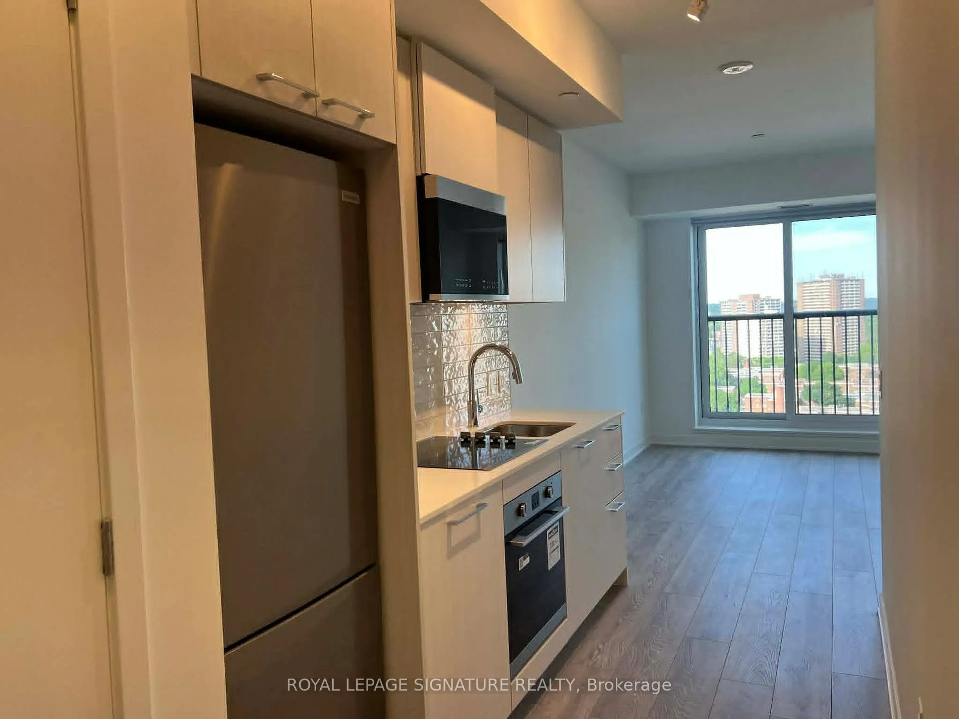 Photo 1 of 10 Oak Street, Toronto, Regent Park — HOMEH