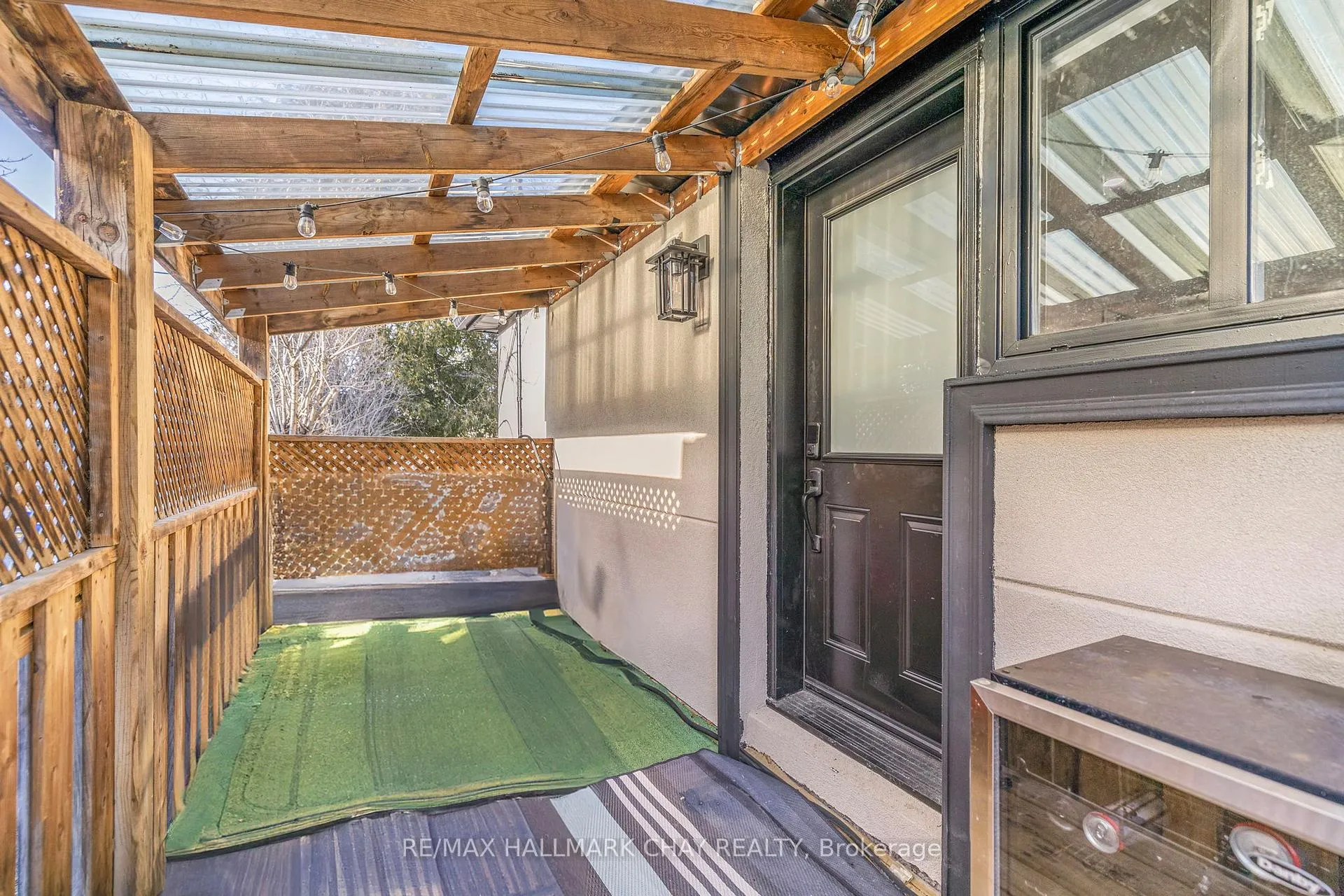 Photo 12 of Unit Lower, 69 Richardson Drive, Aurora, Aurora Highlands — HOMEH